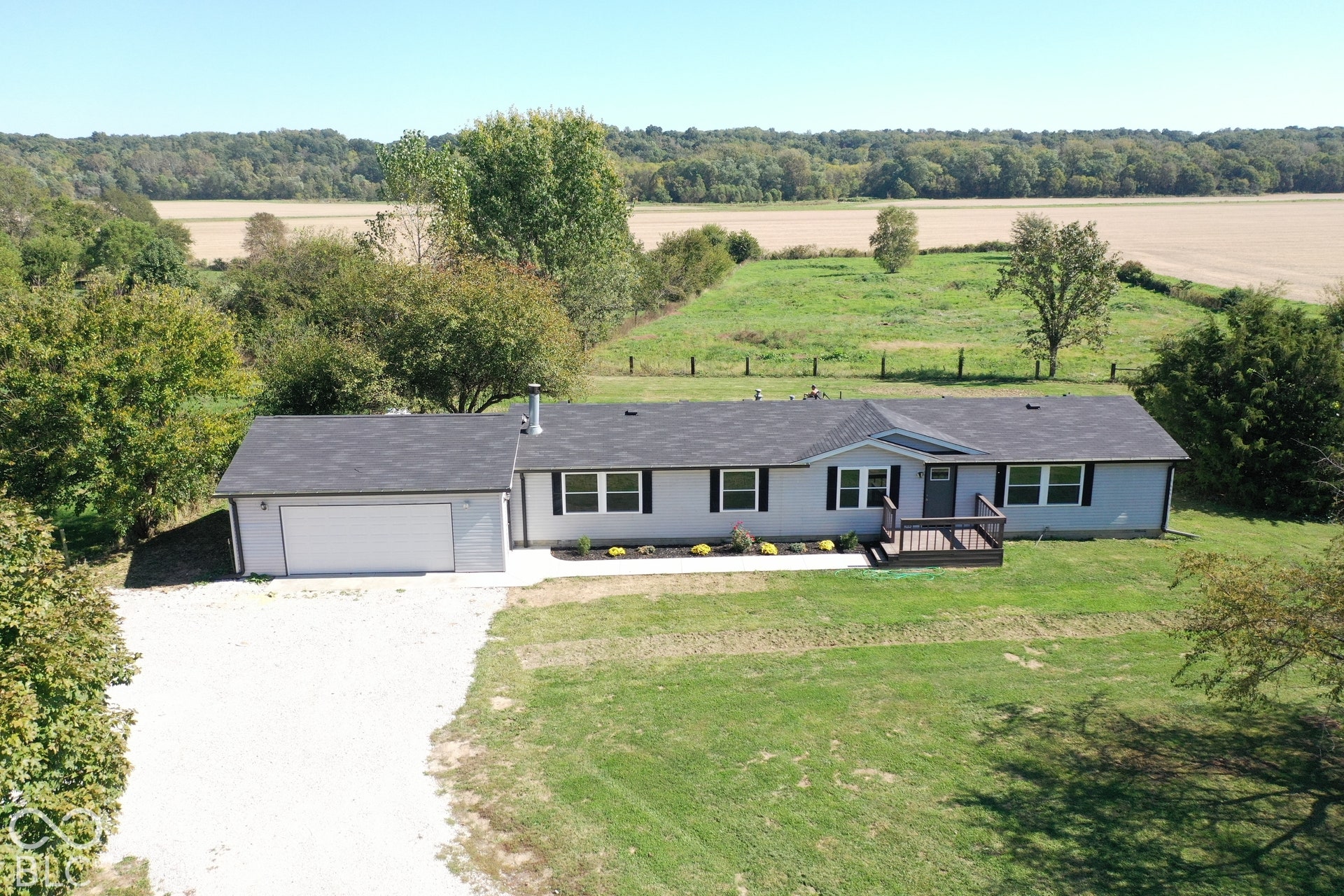 5267 S Coxville Road, Montezuma, IN 47862