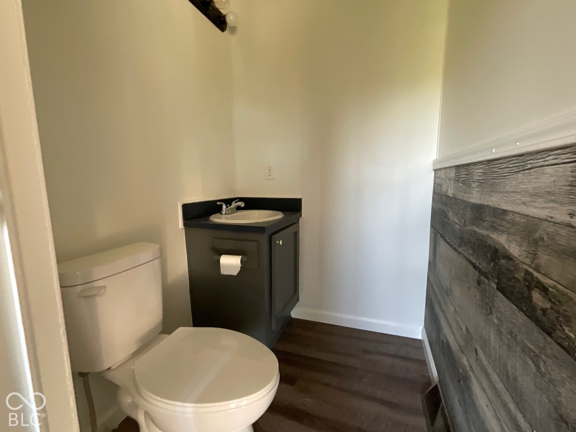 5267 S Coxville Road, Montezuma, IN 47862