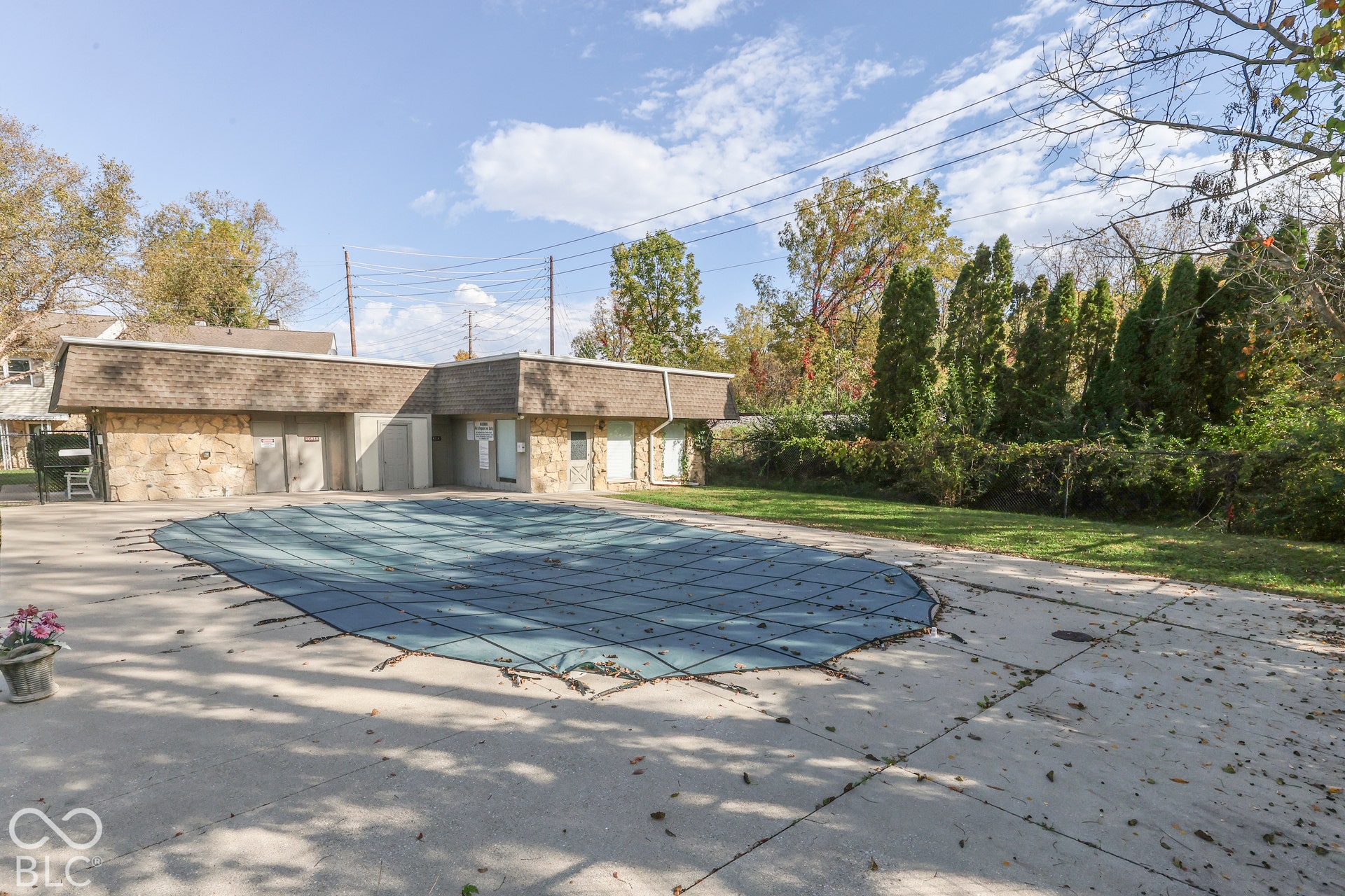 2814 Country Estates Drive, Indianapolis, IN 46227 2814 Country Estates Drive, Indianapolis, IN 46227