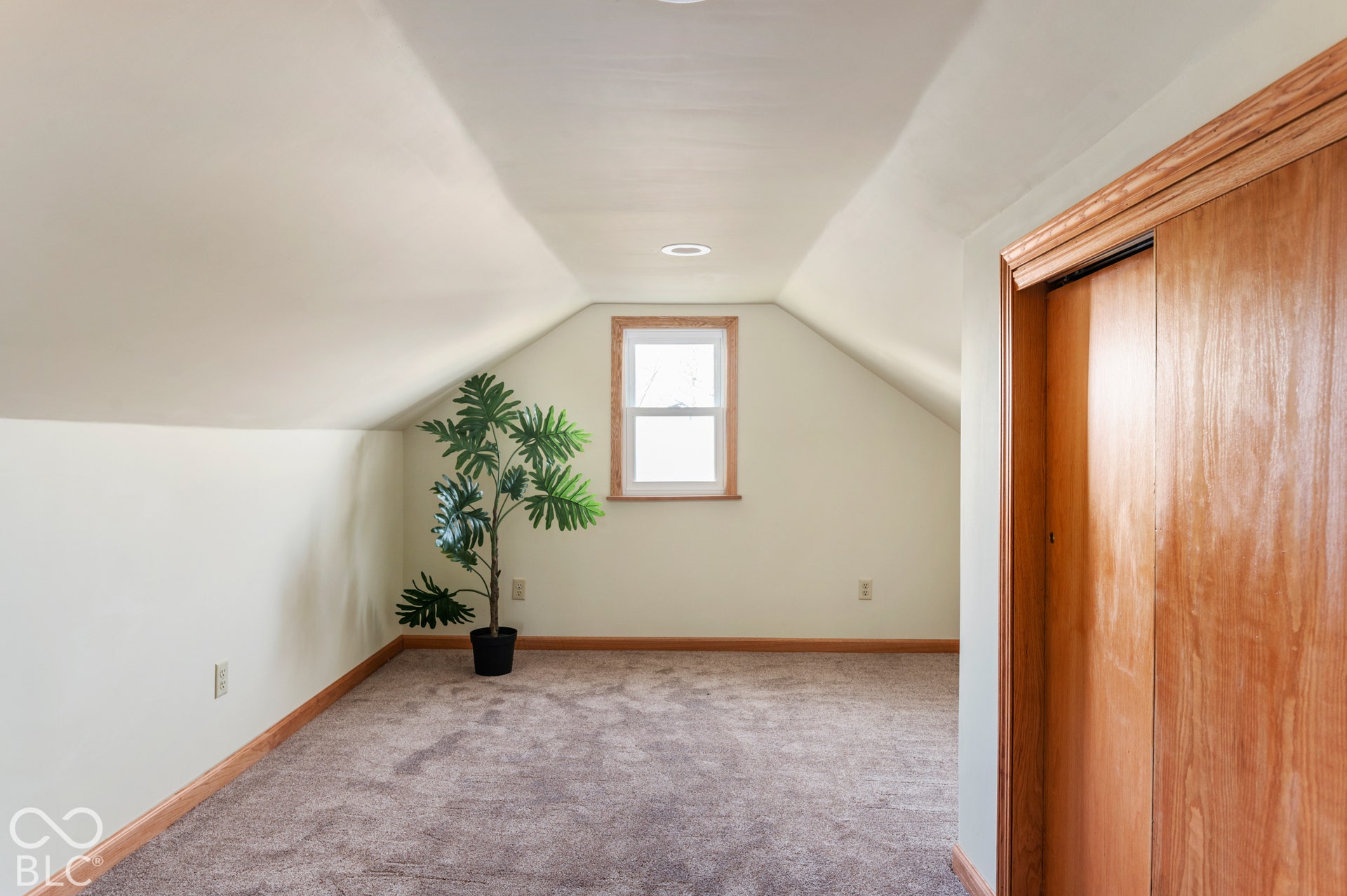 1404 S 23rd Street, New Castle, IN 47362 1404 S 23rd Street, New Castle, IN 47362