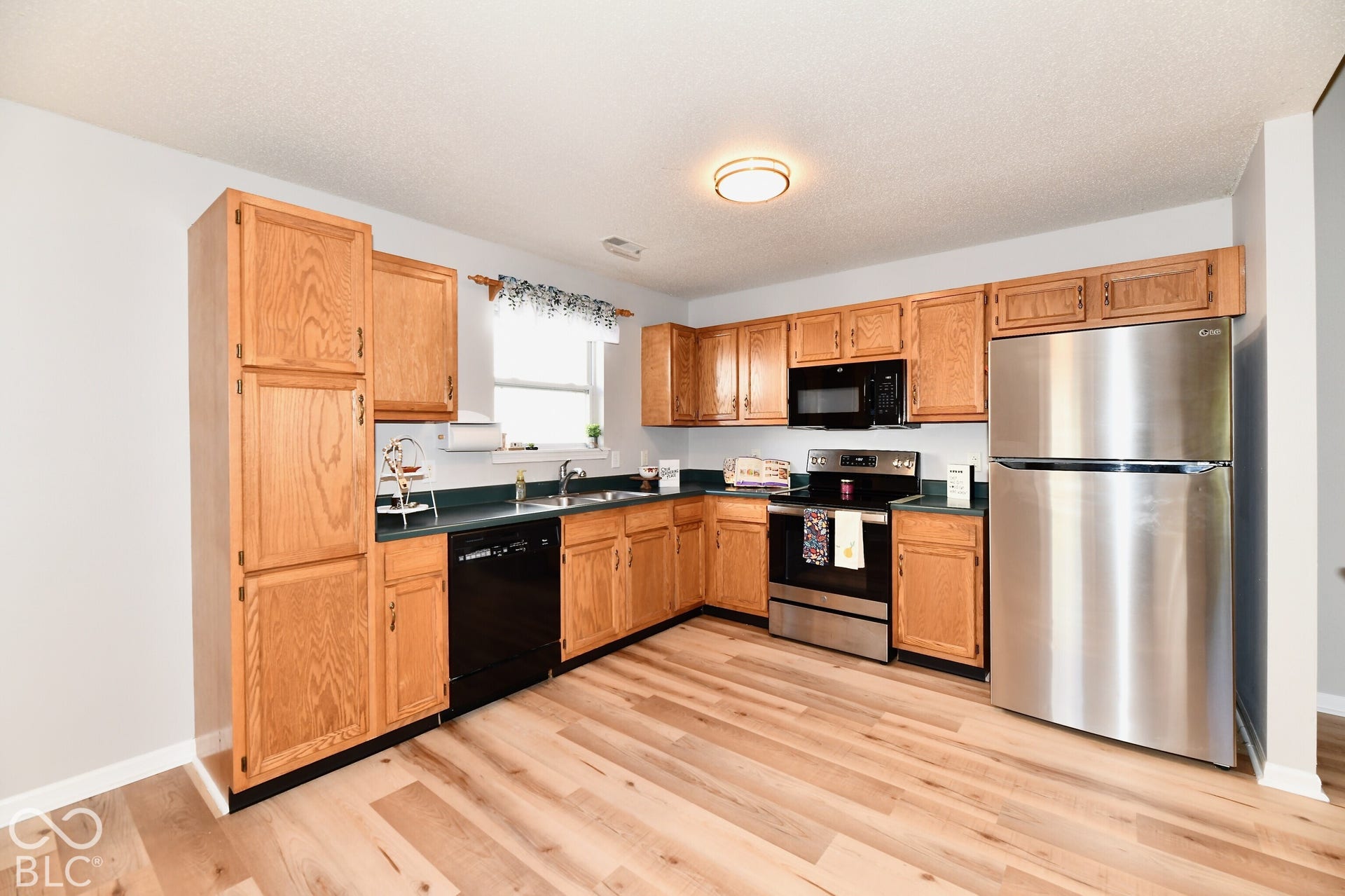 18857 Prairie Crossing, Noblesville, IN 46062