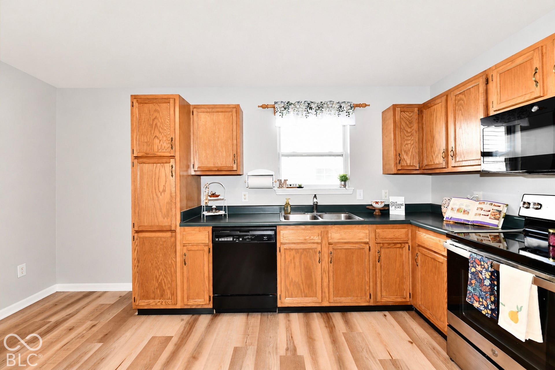 18857 Prairie Crossing, Noblesville, IN 46062