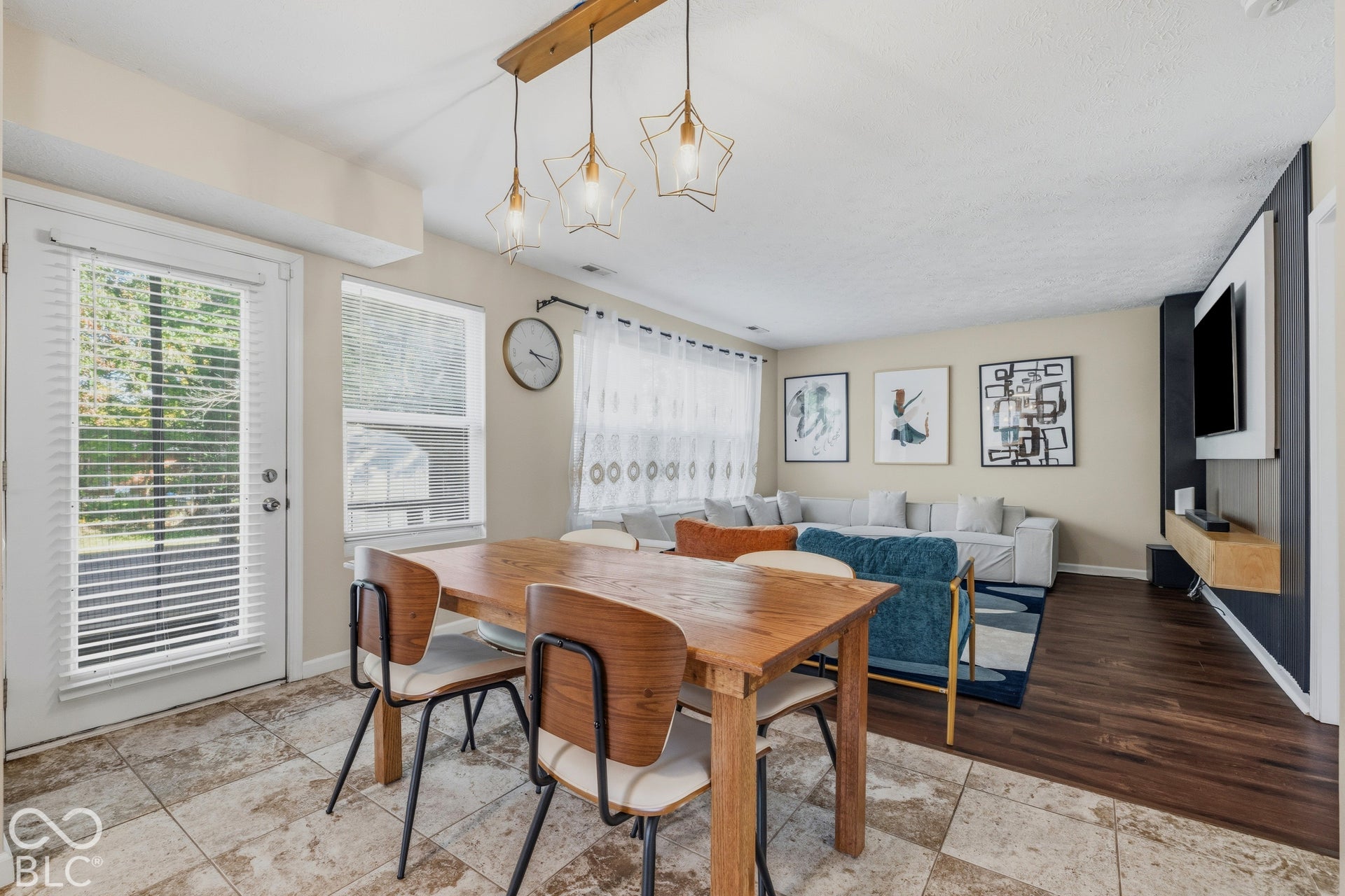 6533 Crandall Circle, Indianapolis, IN 46260