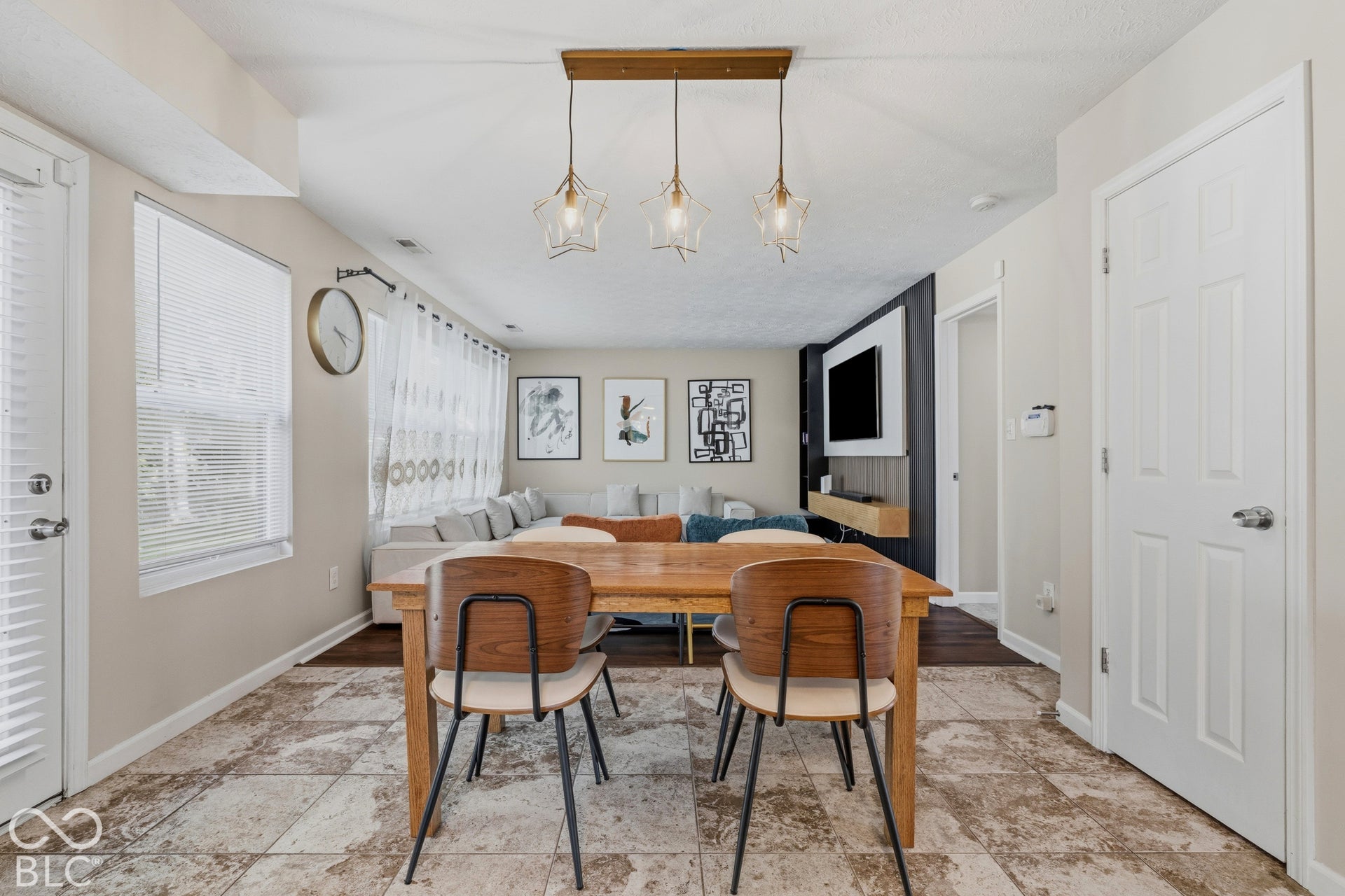 6533 Crandall Circle, Indianapolis, IN 46260