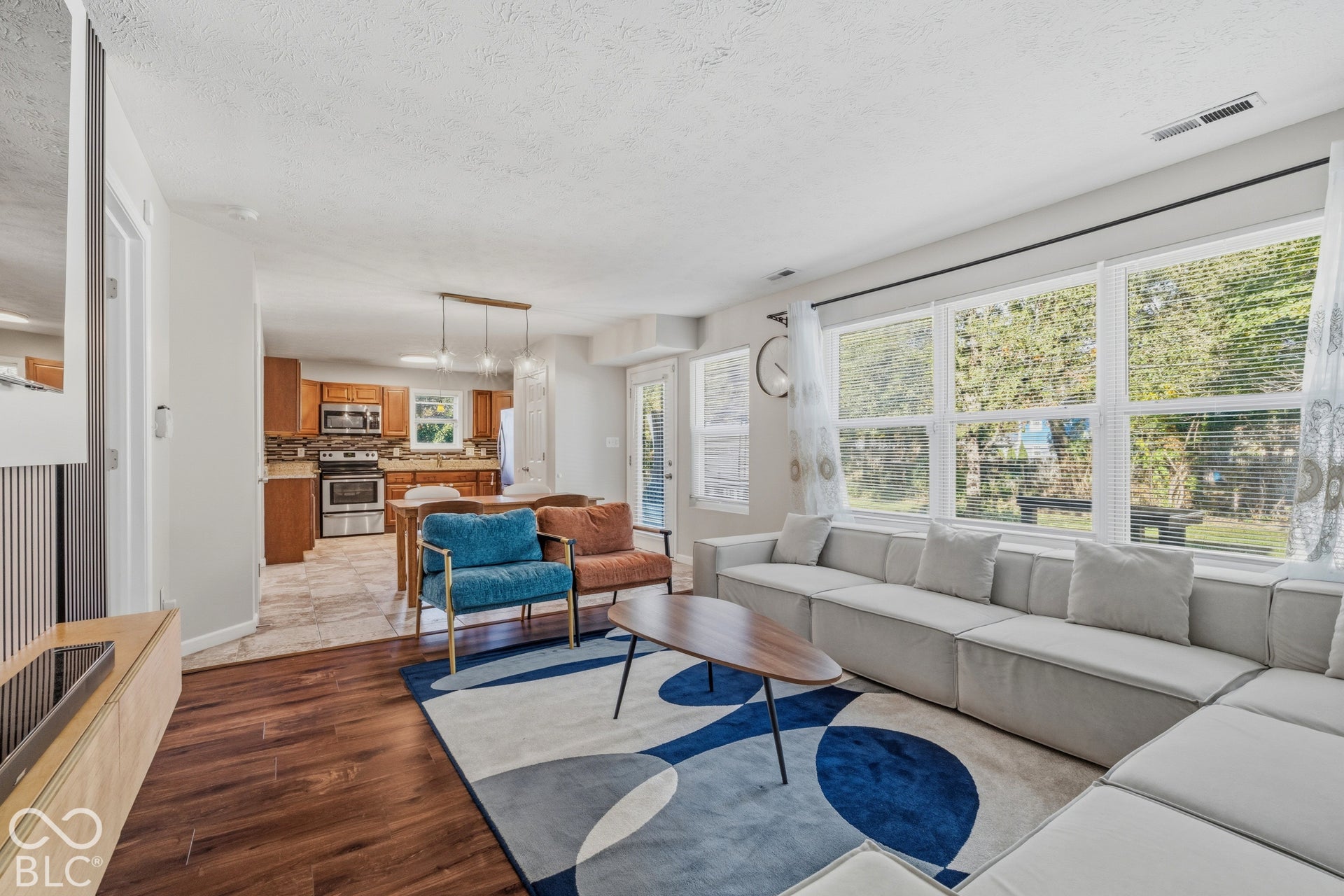 6533 Crandall Circle, Indianapolis, IN 46260