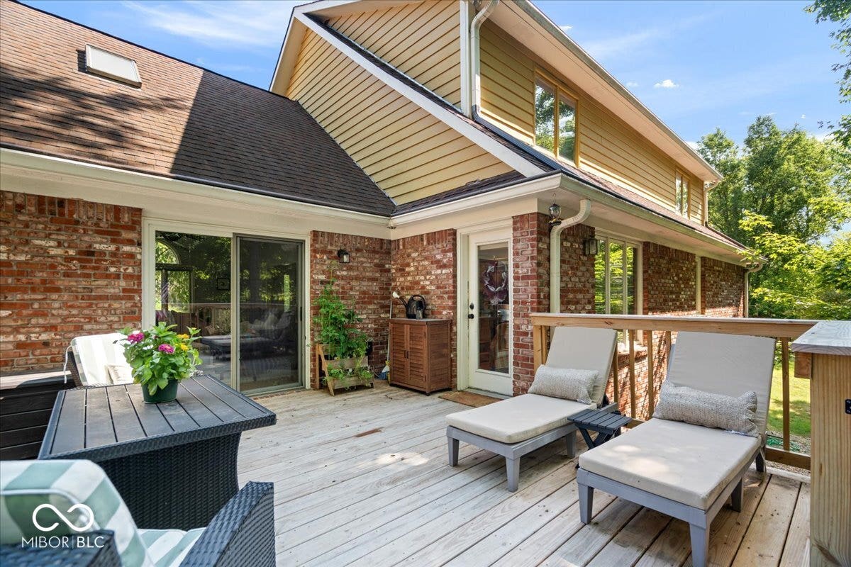 Expansive wood deck