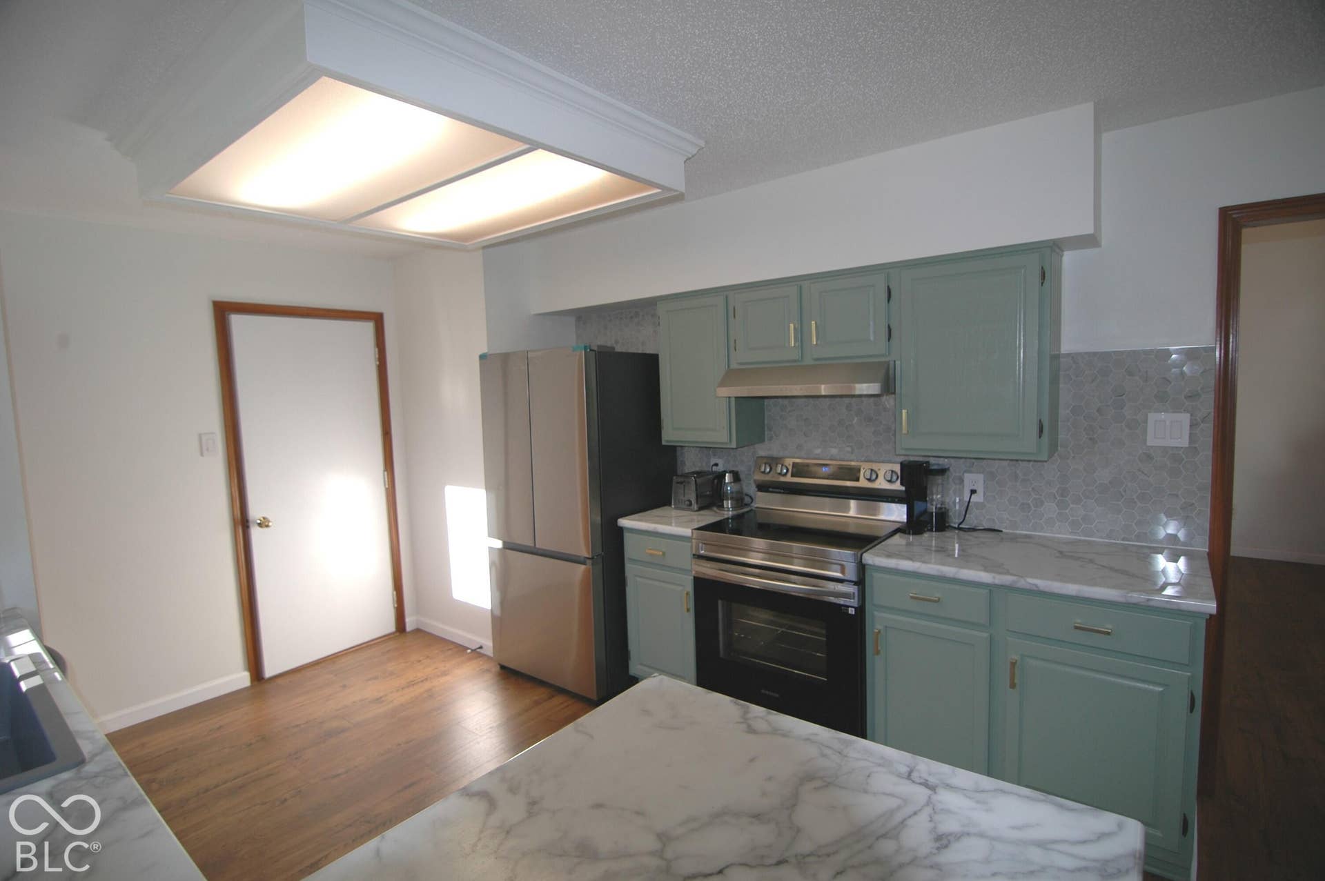 4011 W Till Road, Fort Wayne, IN 46818