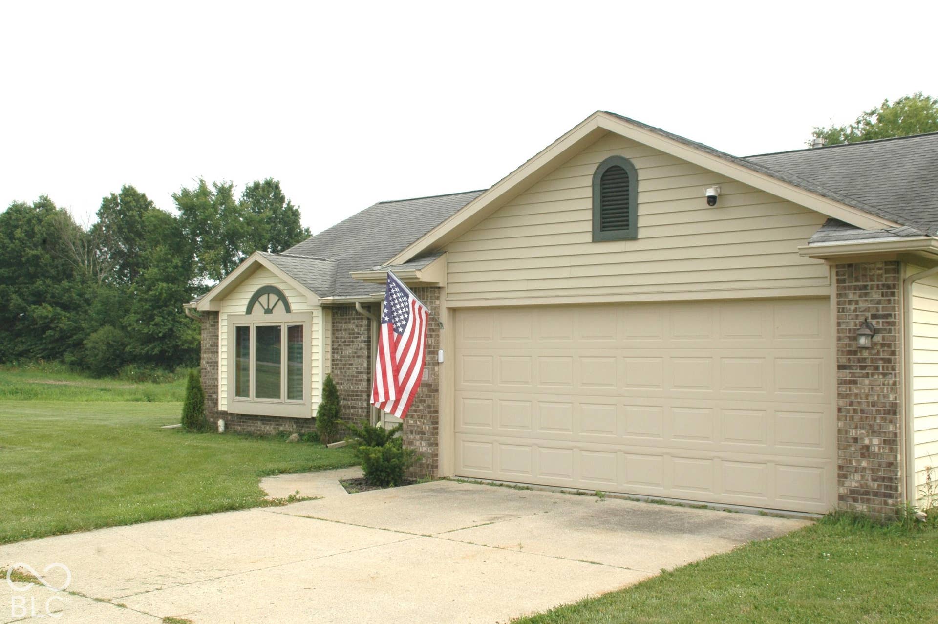 4011 W Till Road, Fort Wayne, IN 46818
