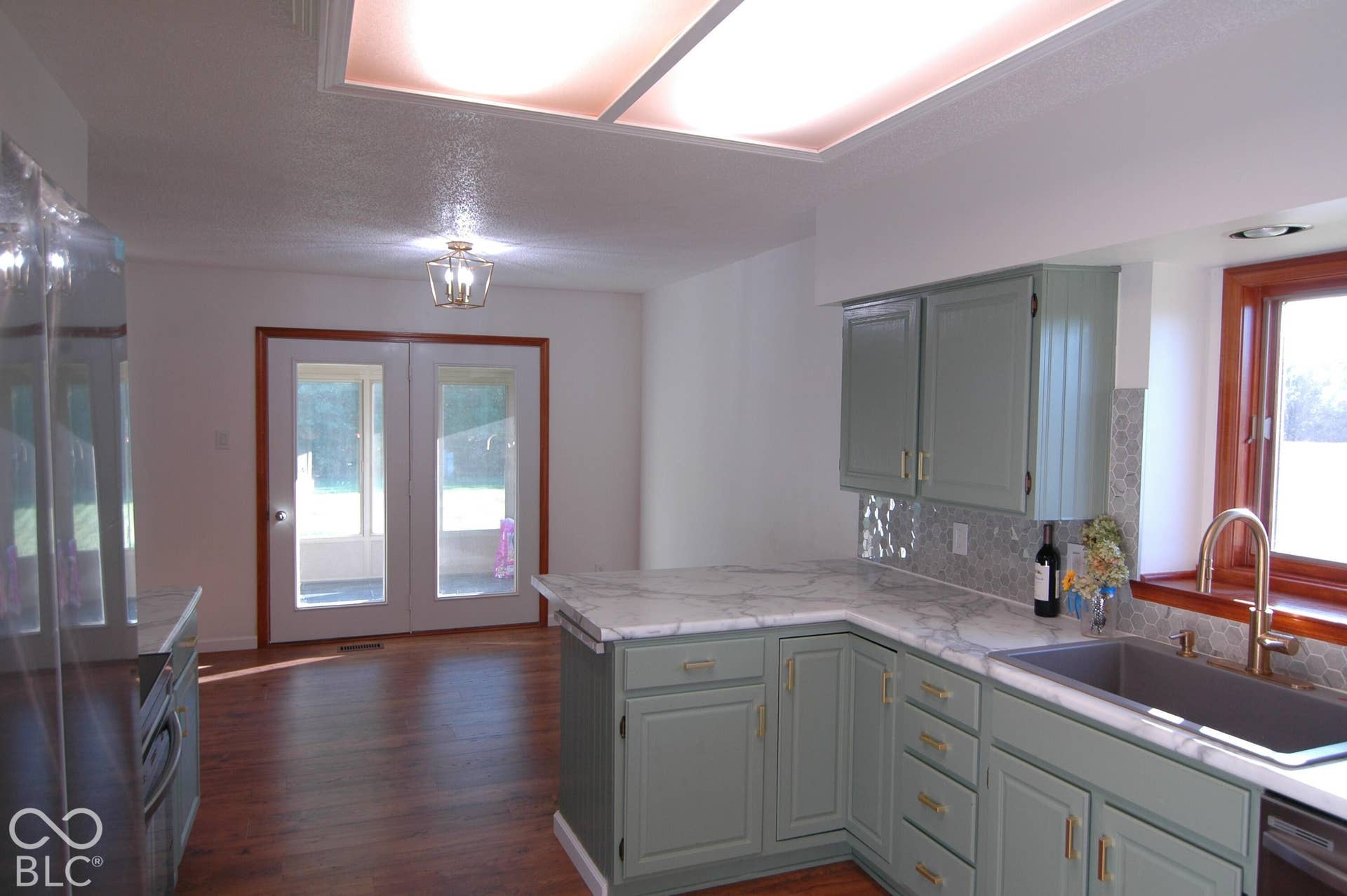 4011 W Till Road, Fort Wayne, IN 46818
