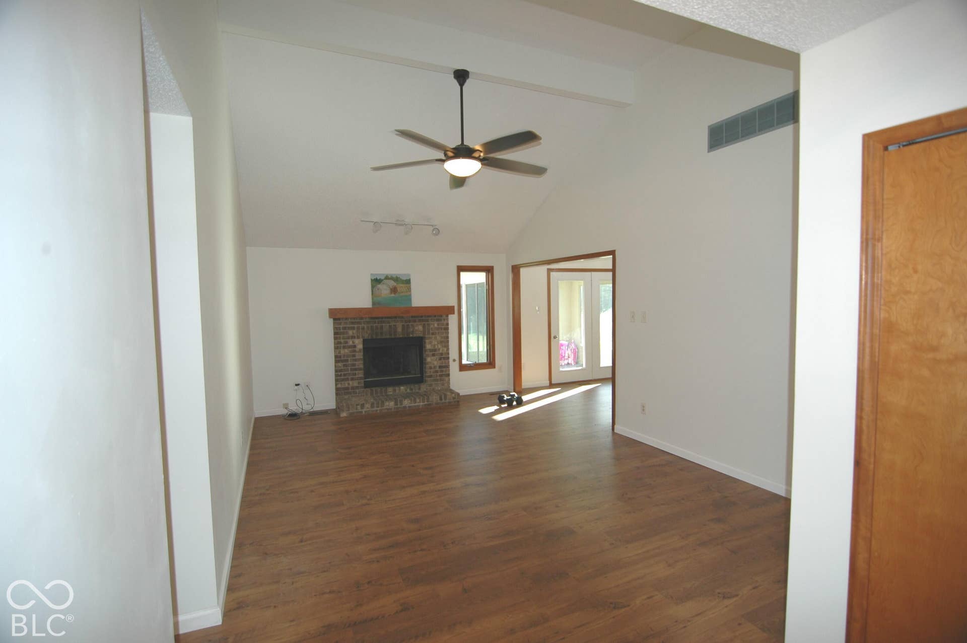 4011 W Till Road, Fort Wayne, IN 46818