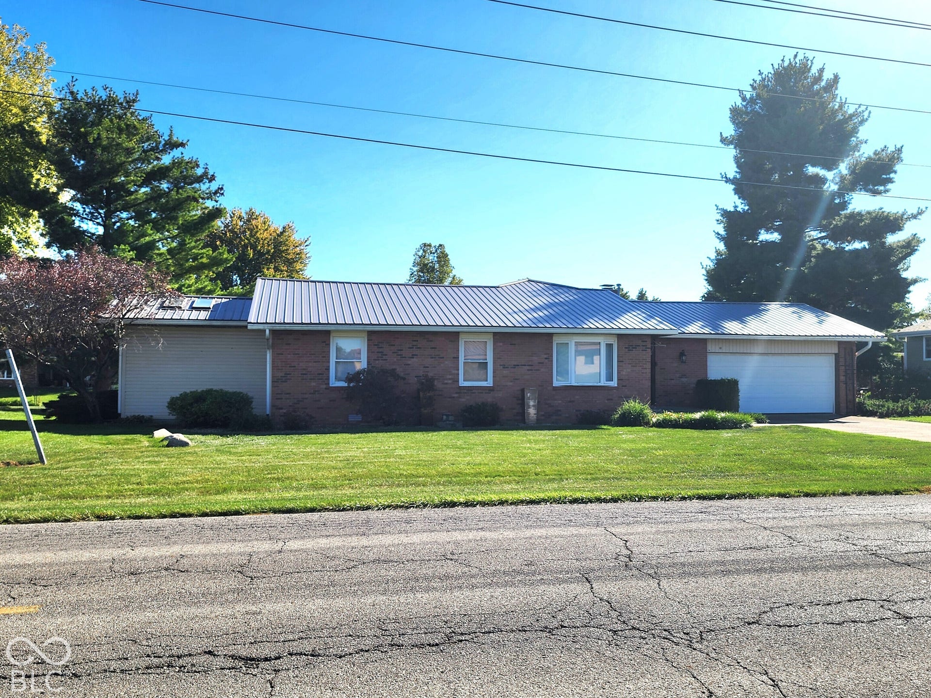 205 W 11th Street, Alexandria, IN 46001
