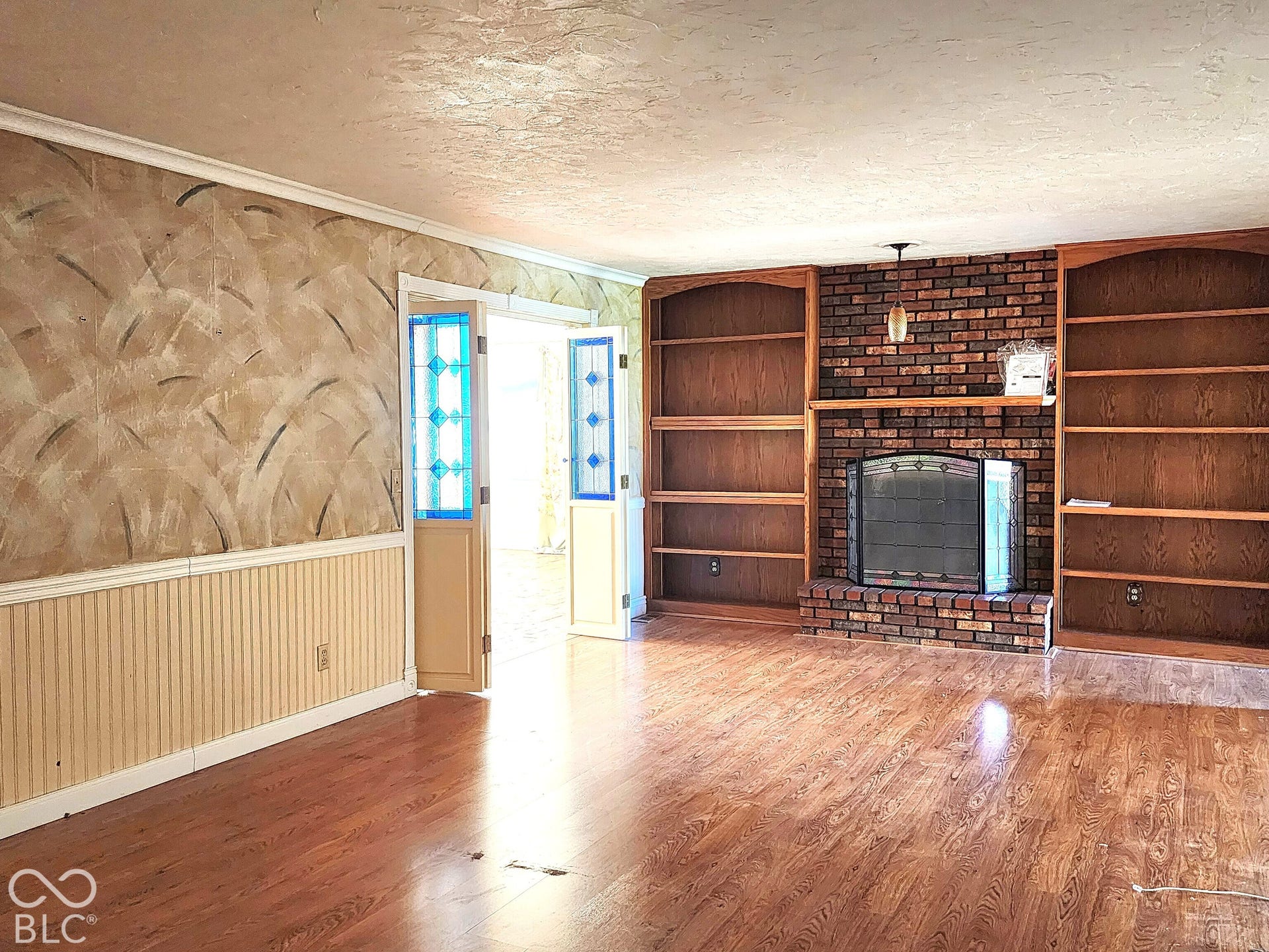 Living Room with Fireplace