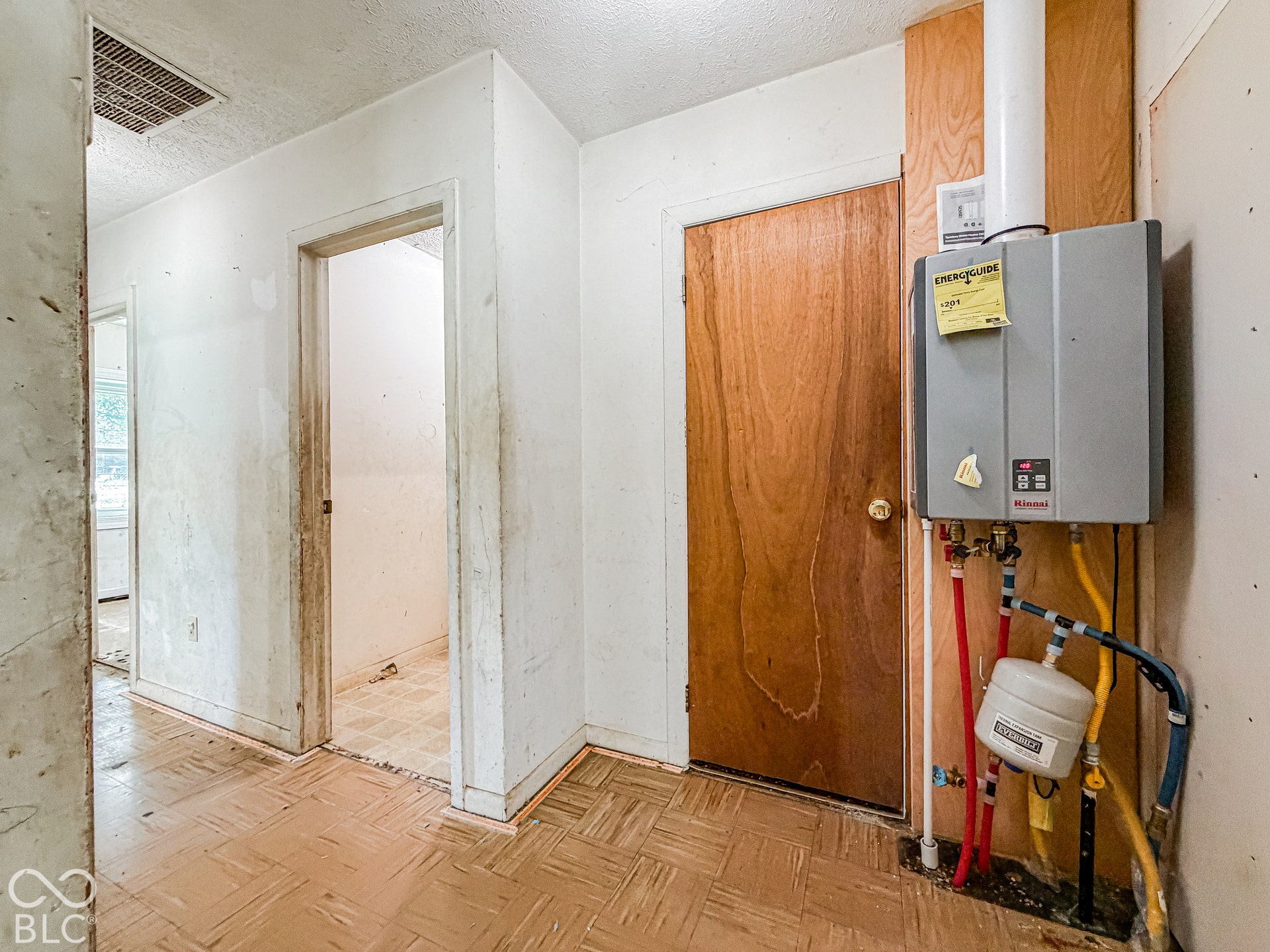 7402 Oak Avenue, Indianapolis, IN 46219