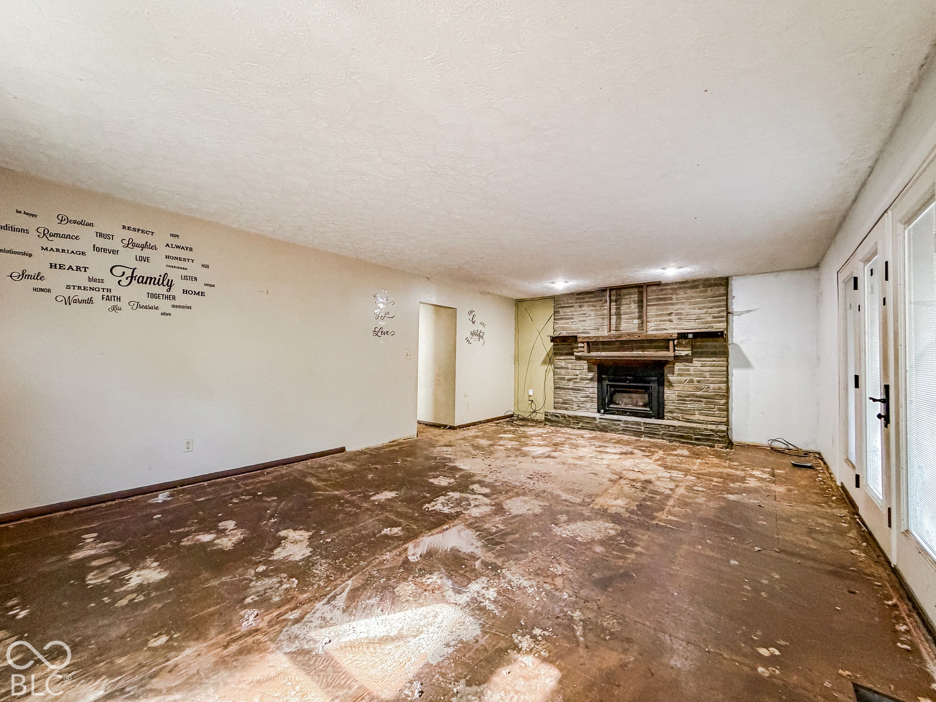 7402 Oak Avenue, Indianapolis, IN 46219