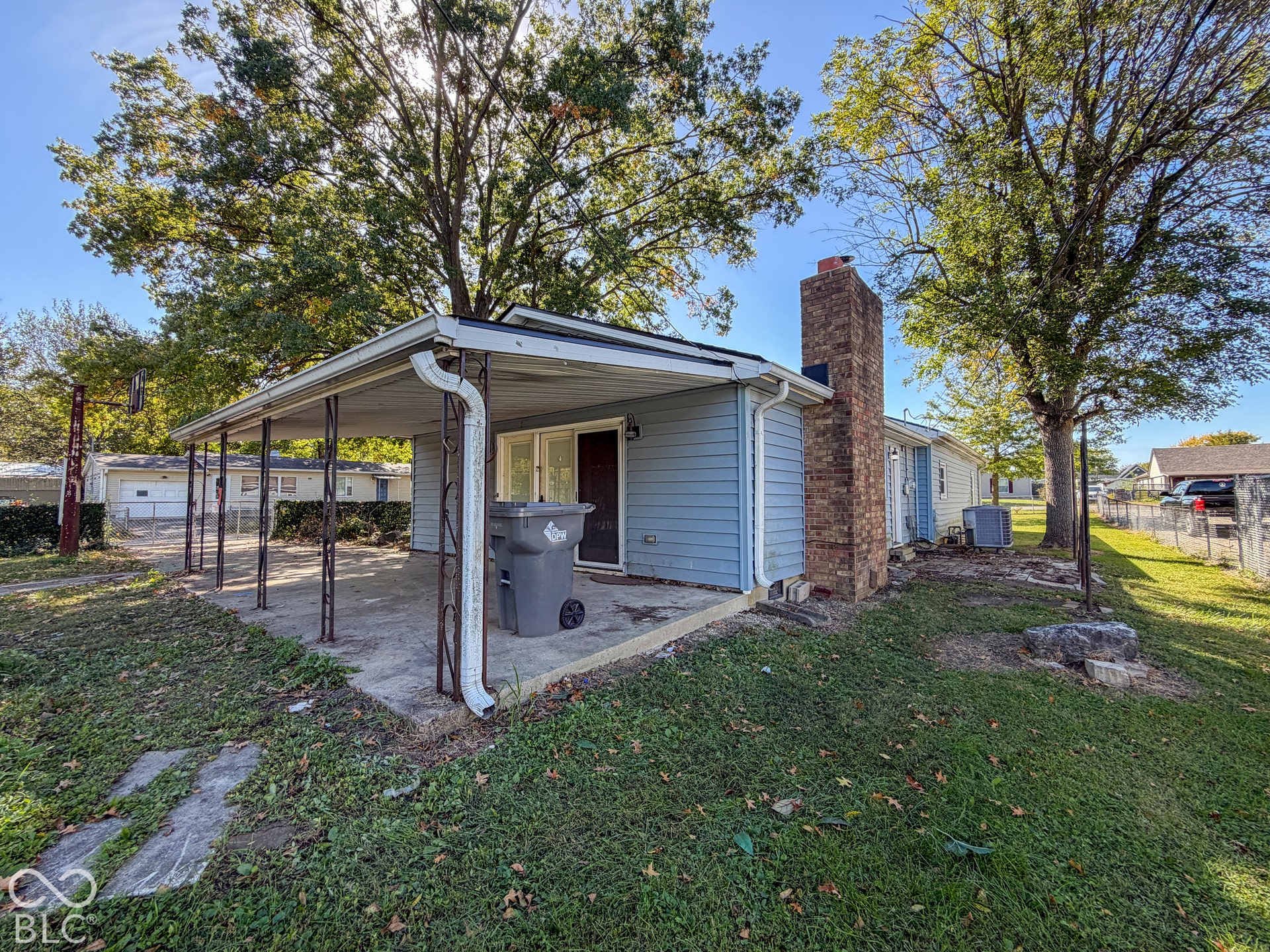 7402 Oak Avenue, Indianapolis, IN 46219