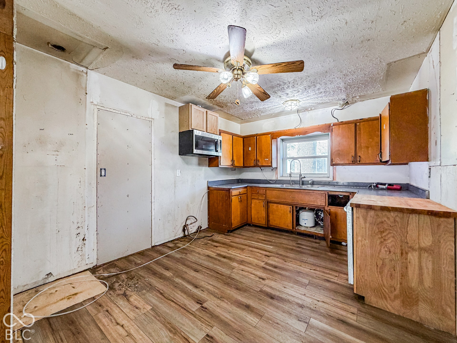 7402 Oak Avenue, Indianapolis, IN 46219