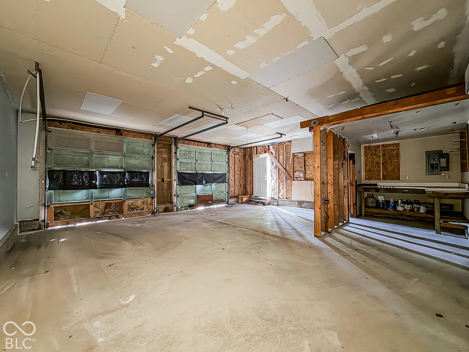 7402 Oak Avenue, Indianapolis, IN 46219