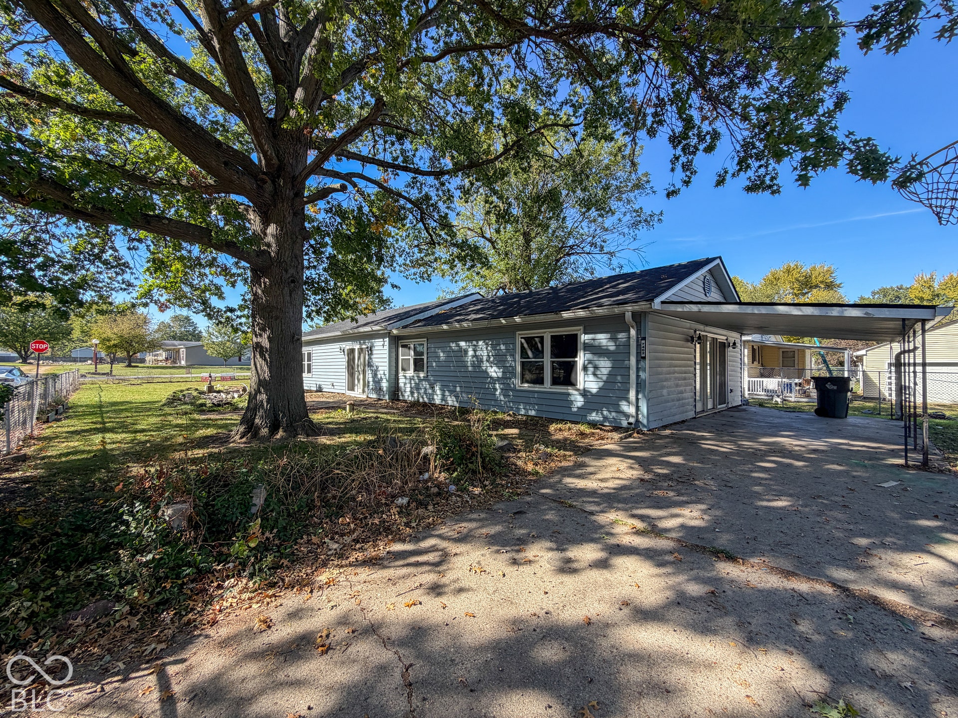 7402 Oak Avenue, Indianapolis, IN 46219