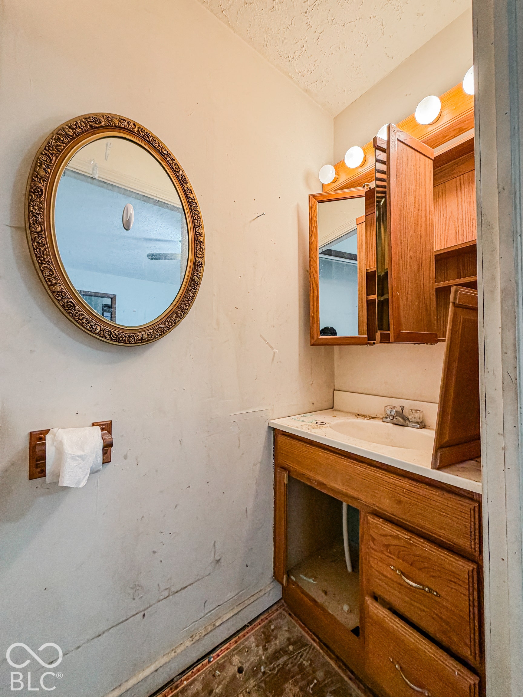 7402 Oak Avenue, Indianapolis, IN 46219