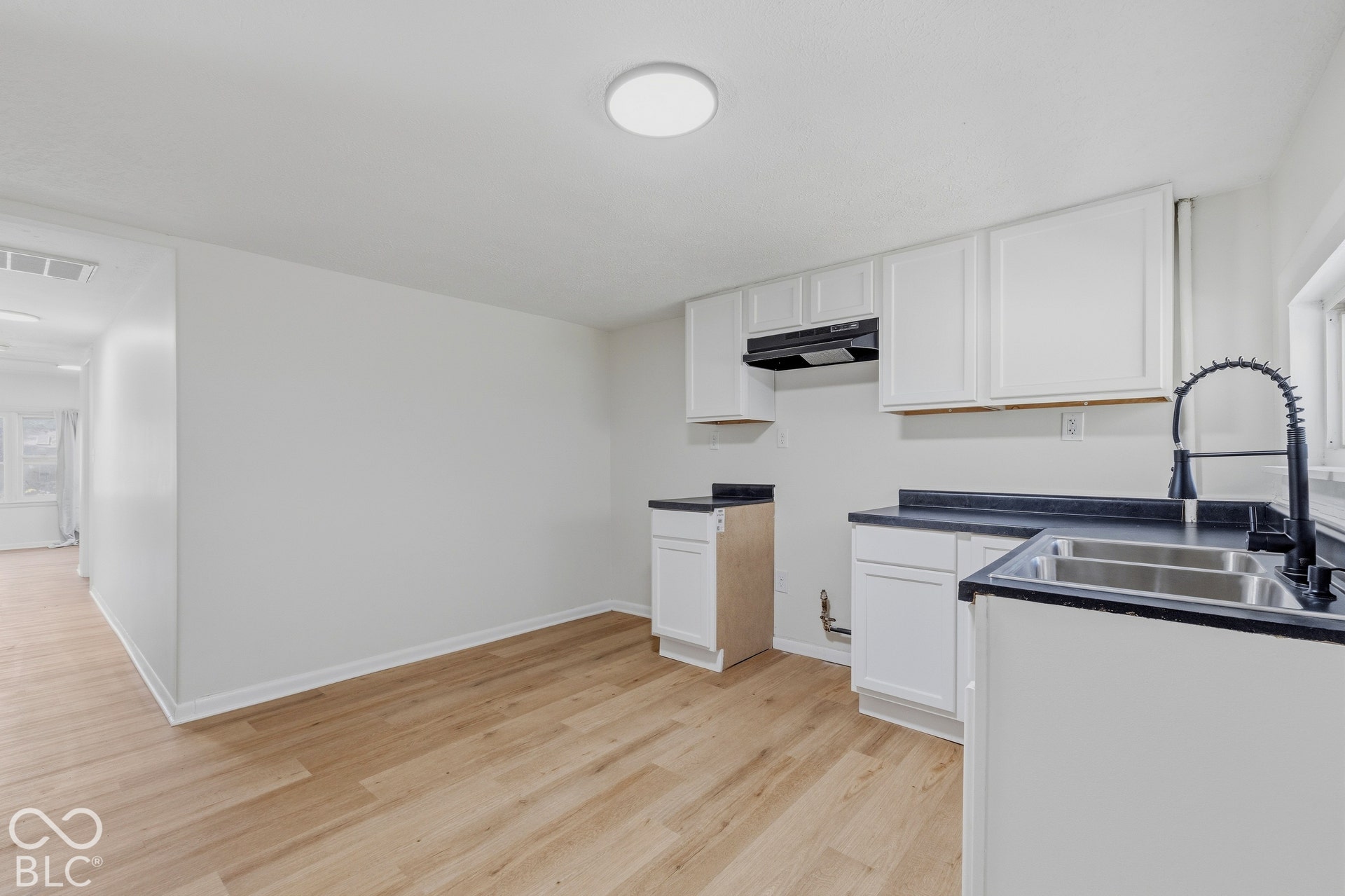 3317 S Lyons Avenue, Indianapolis, IN 46221