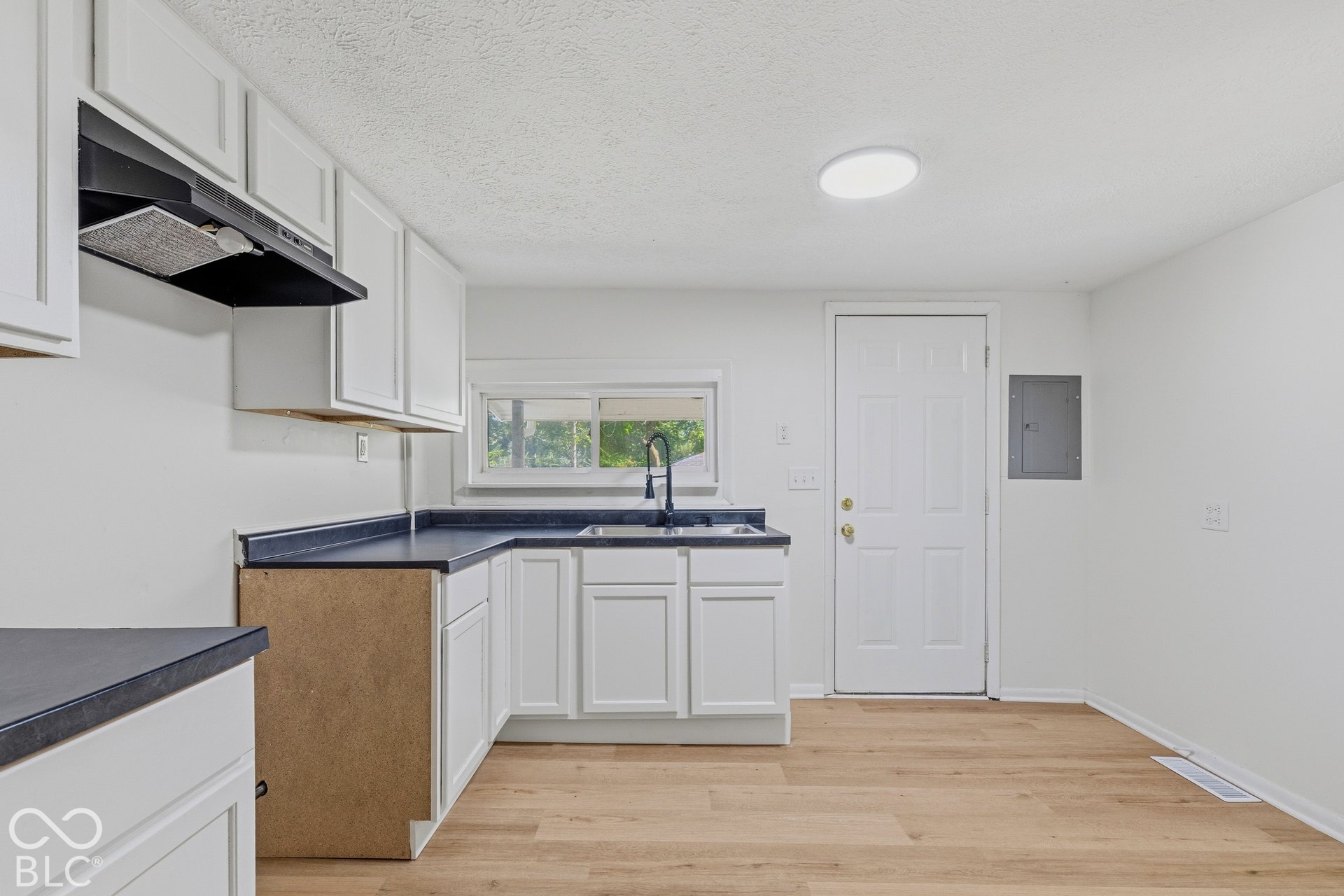 3317 S Lyons Avenue, Indianapolis, IN 46221