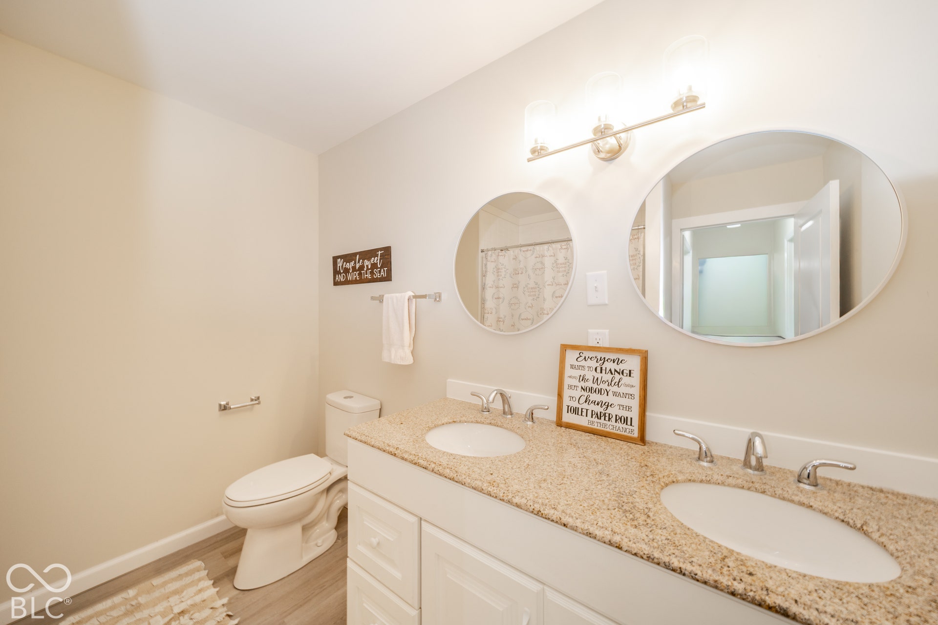 8401 S Center Road, Muncie, IN 47302