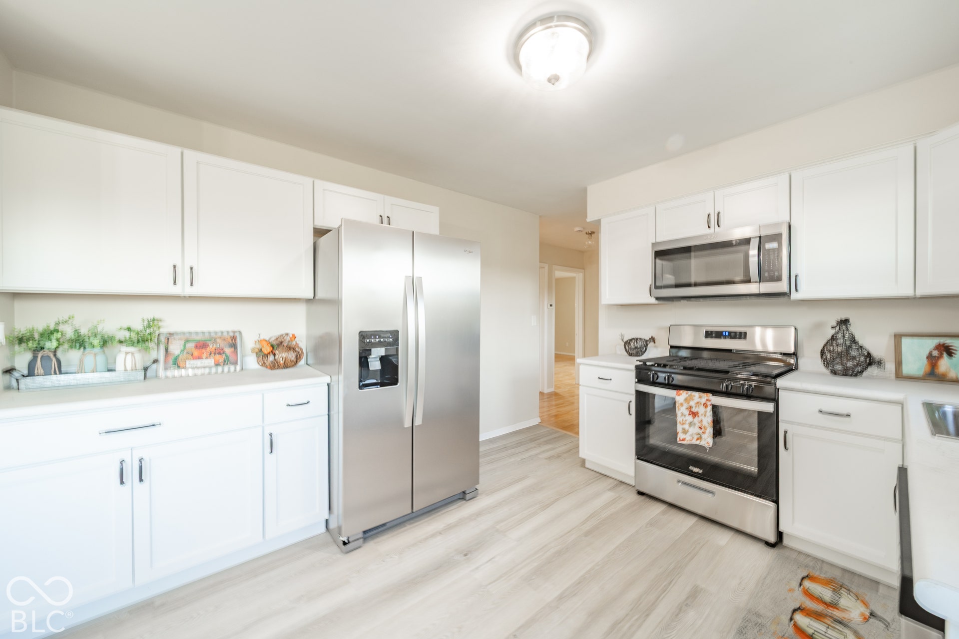 8401 S Center Road, Muncie, IN 47302