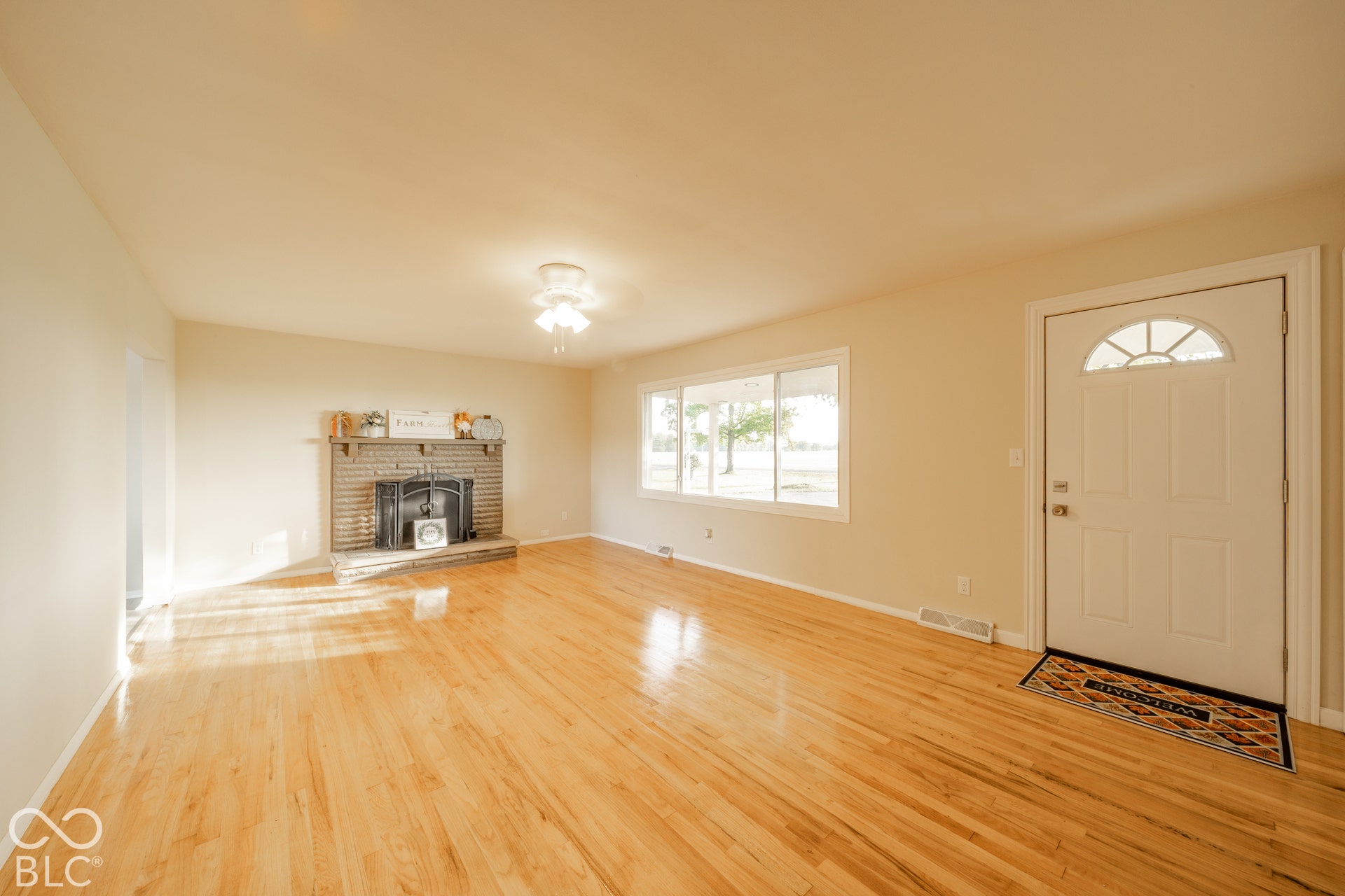 8401 S Center Road, Muncie, IN 47302