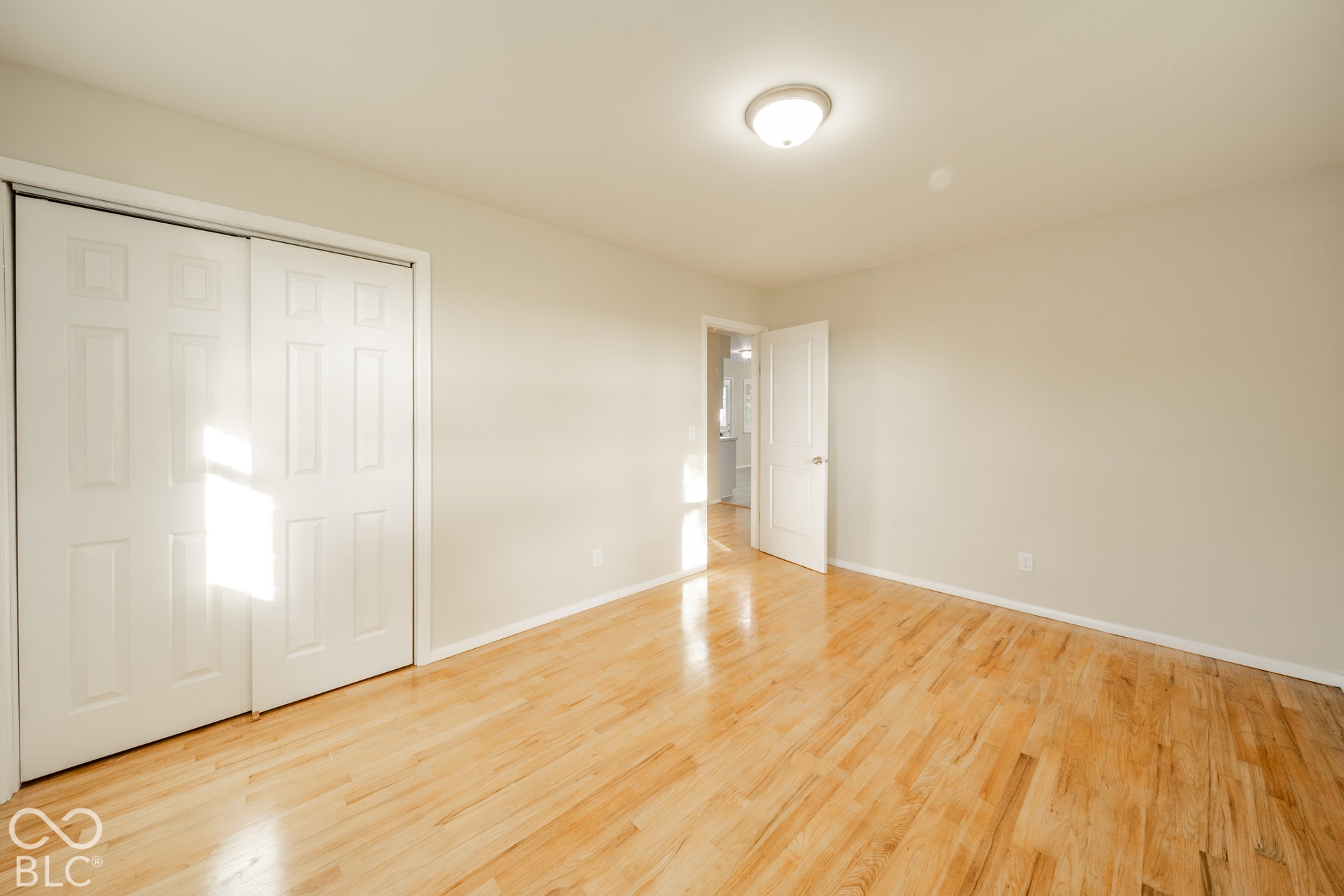 8401 S Center Road, Muncie, IN 47302