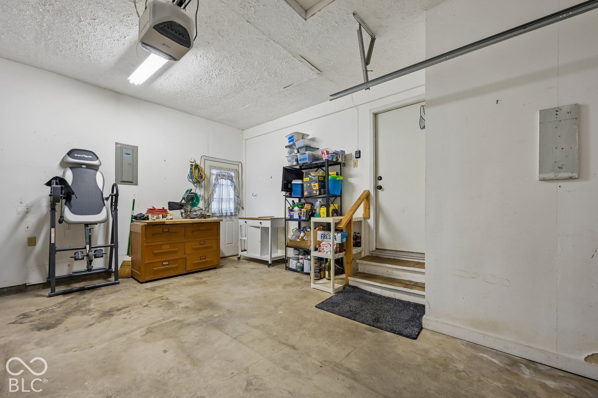 1709 Manor Drive, Lebanon, IN 46052 1709 Manor Drive, Lebanon, IN 46052