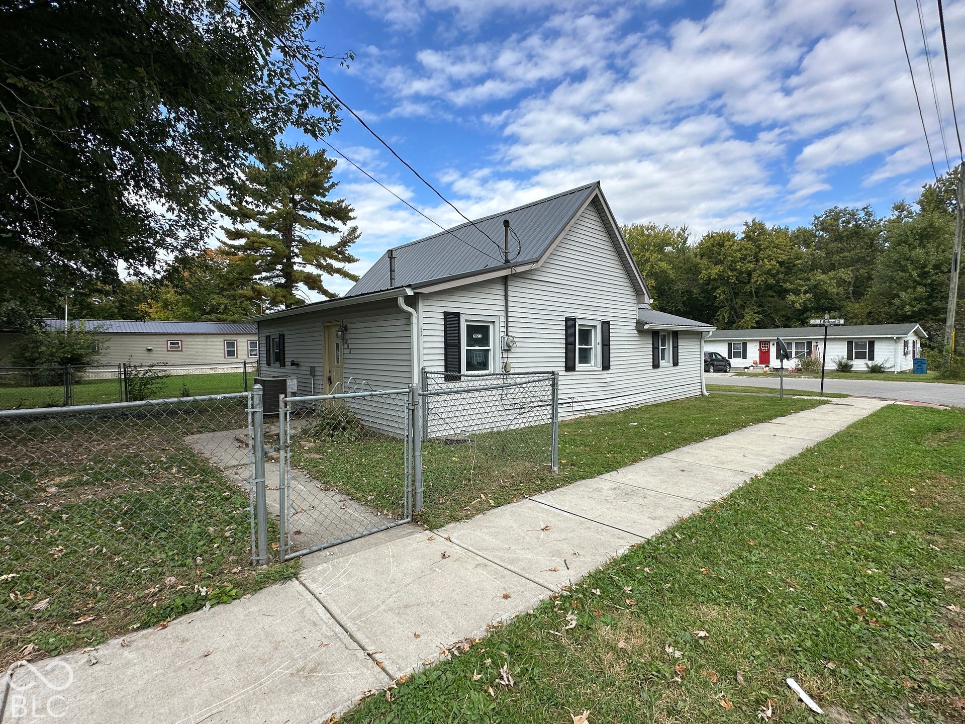 208 N East, Roachdale, IN 46172