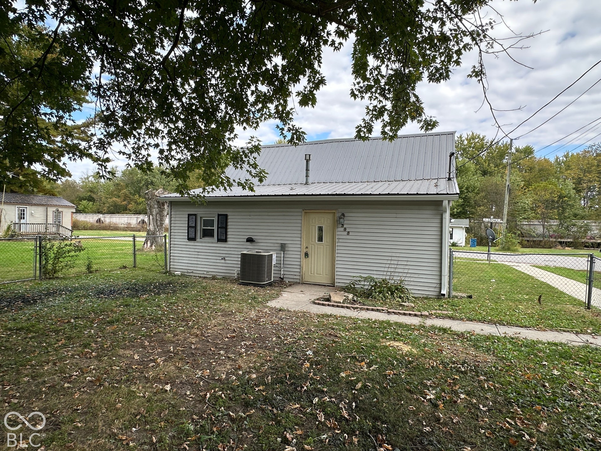 208 N East, Roachdale, IN 46172