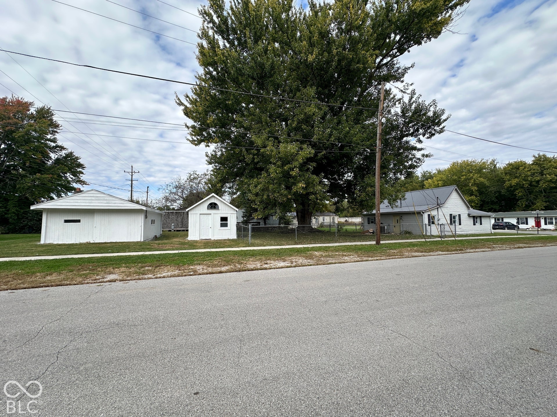 208 N East, Roachdale, IN 46172