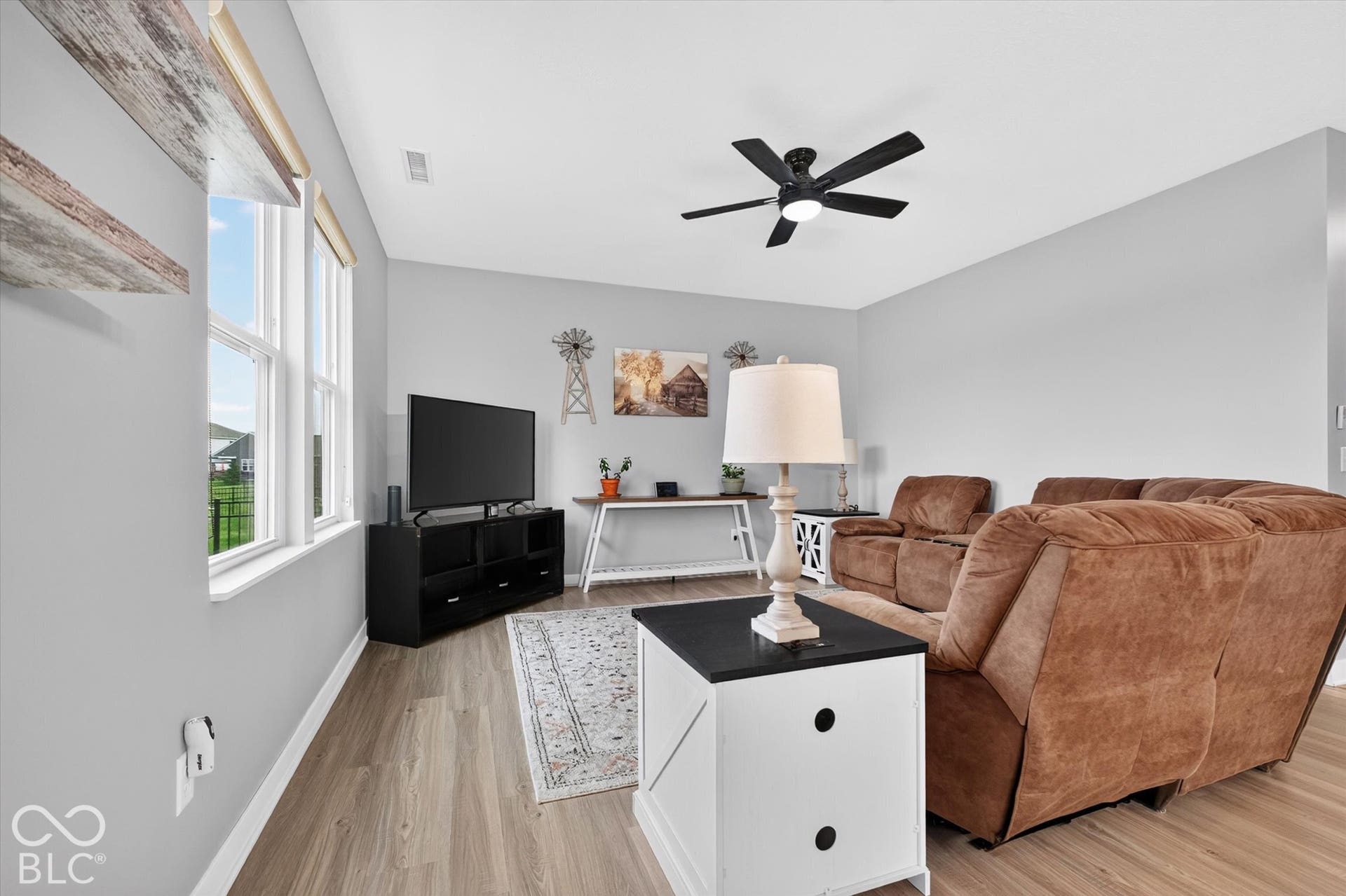 9116 Casey Road, Pendleton, IN 46064 Living Room