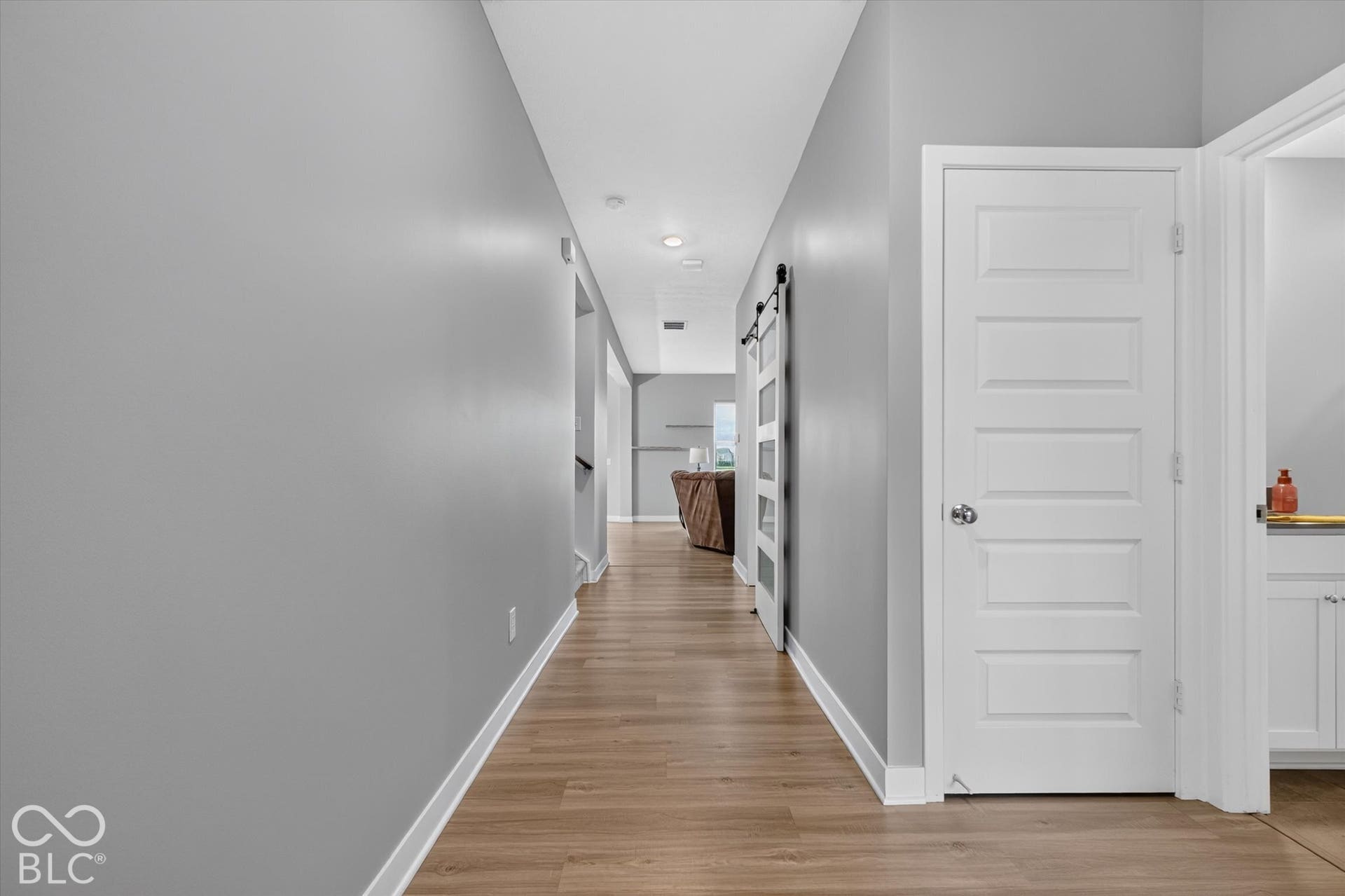 9116 Casey Road, Pendleton, IN 46064 Hallway