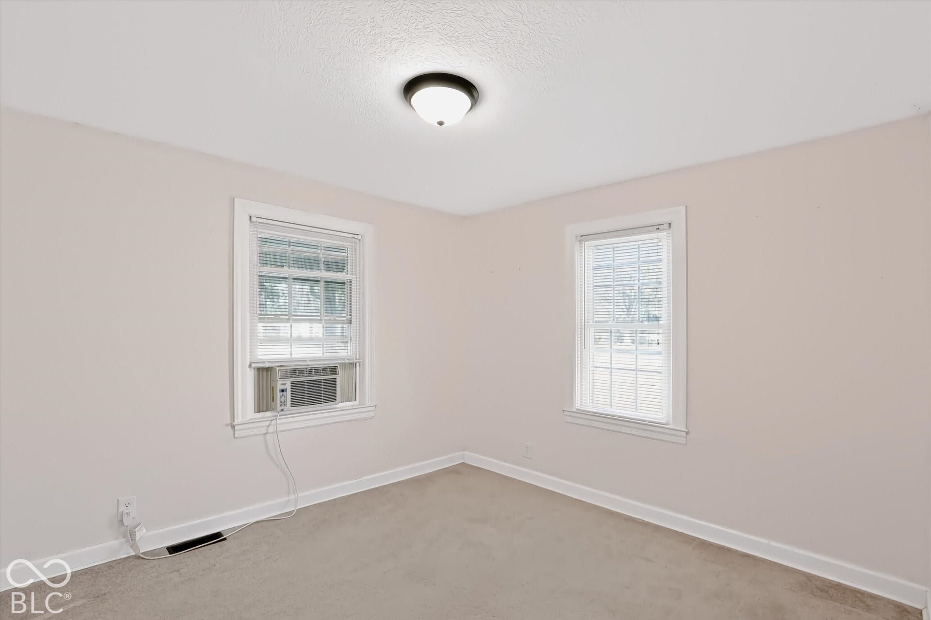 6405 W Bethel Avenue, Muncie, IN 47304