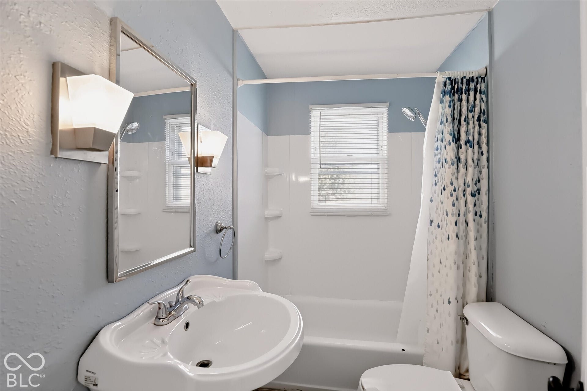 6405 W Bethel Avenue, Muncie, IN 47304