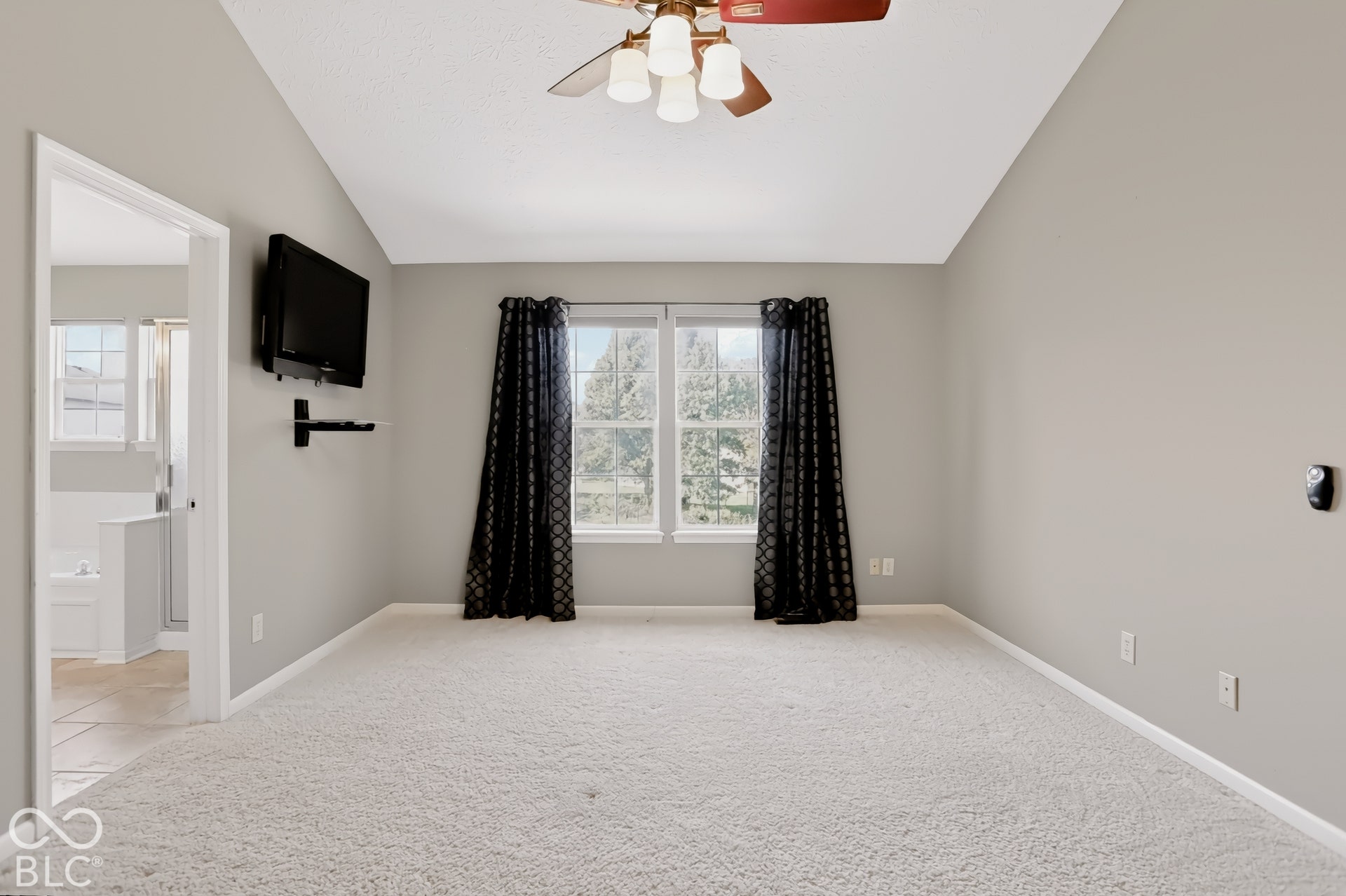 1486 Derbyshire Drive, Greenwood, IN 46143