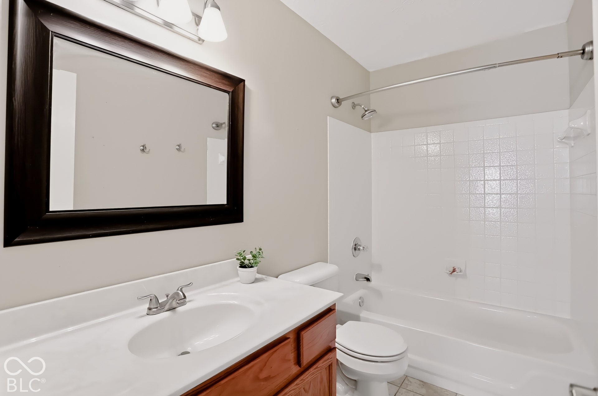 1486 Derbyshire Drive, Greenwood, IN 46143