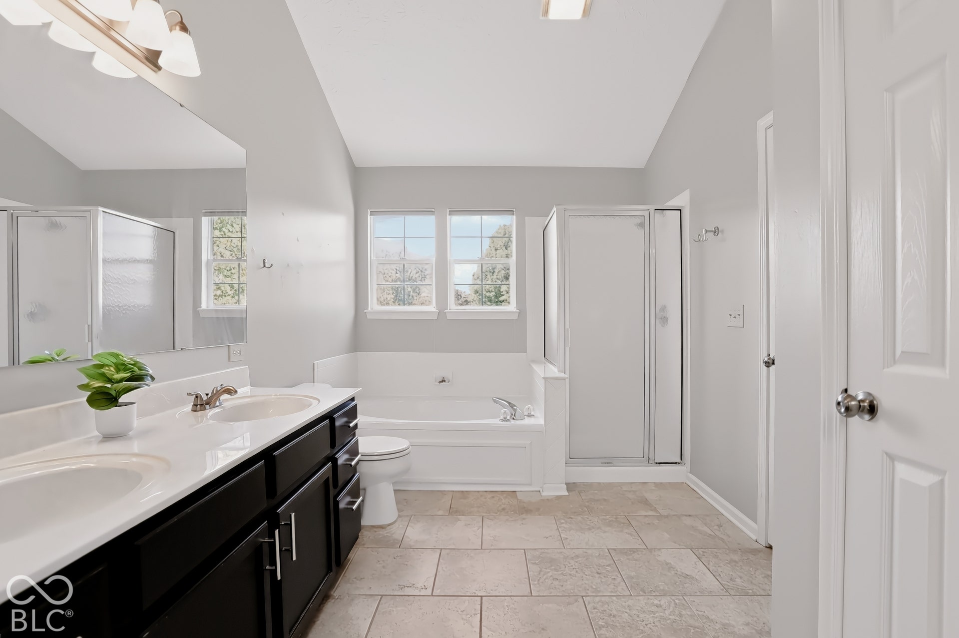 1486 Derbyshire Drive, Greenwood, IN 46143