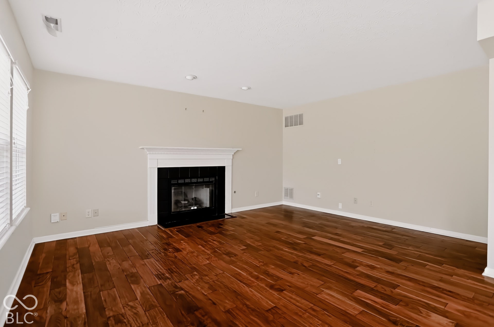 1486 Derbyshire Drive, Greenwood, IN 46143