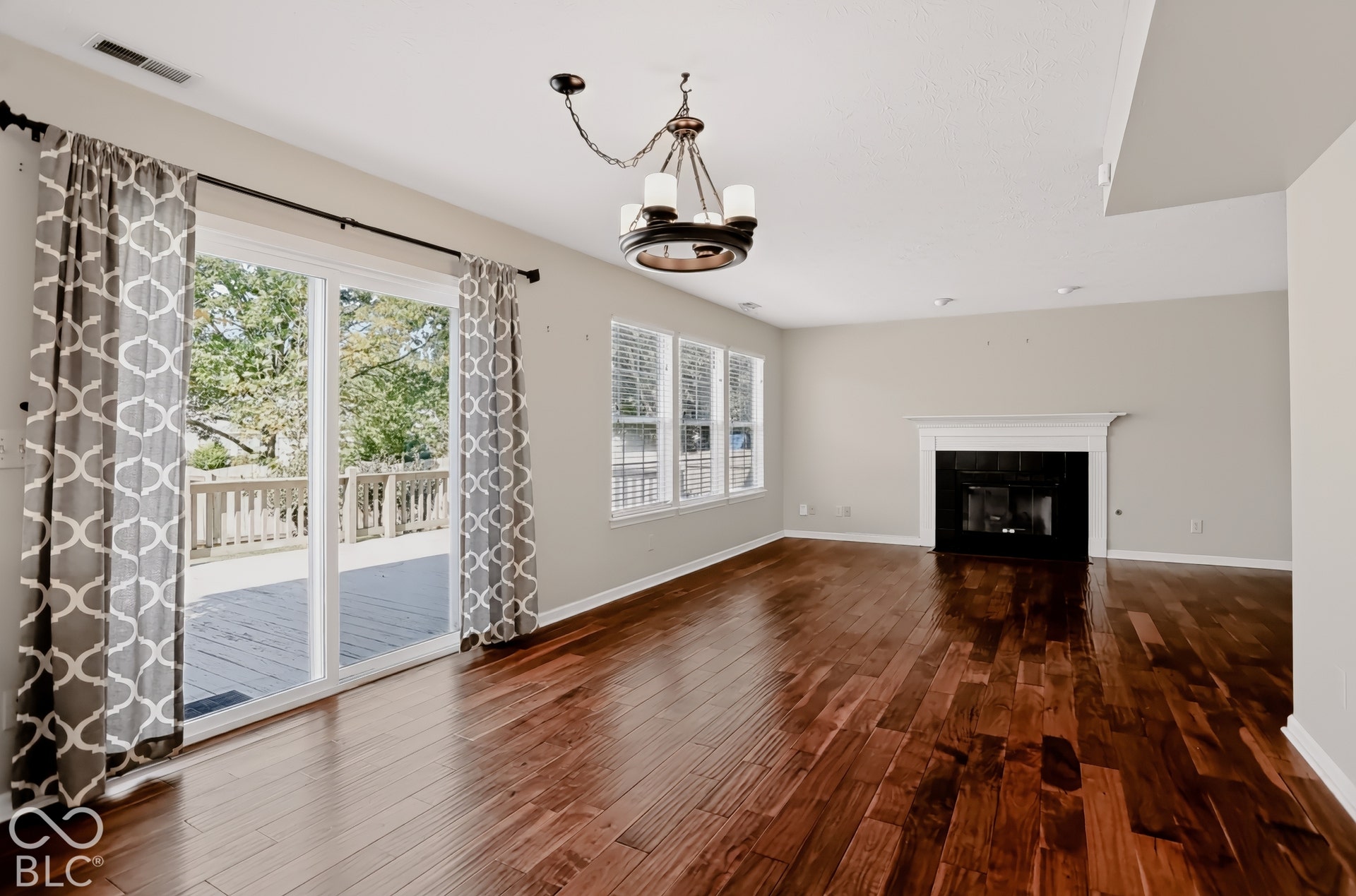 1486 Derbyshire Drive, Greenwood, IN 46143