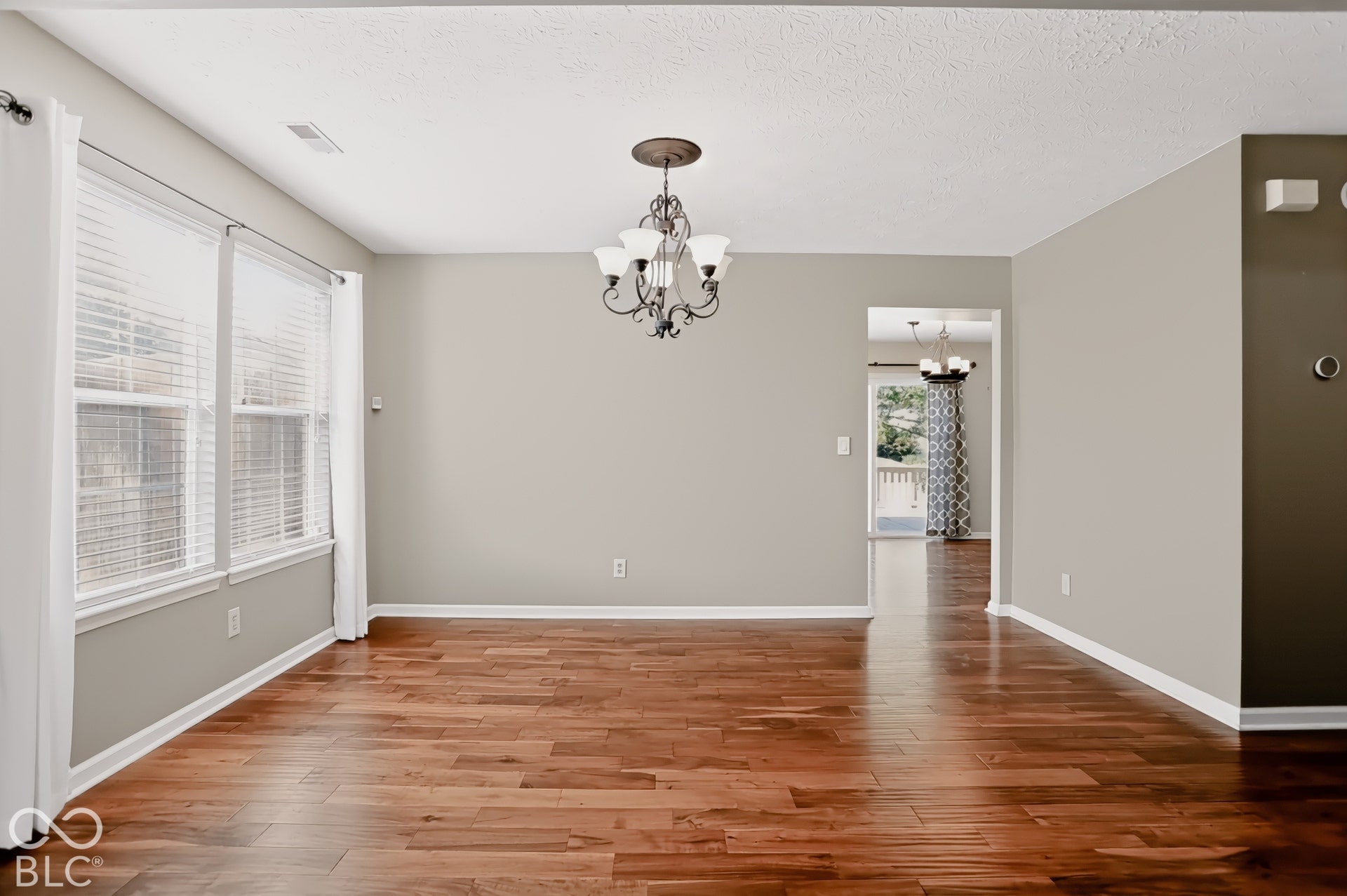 1486 Derbyshire Drive, Greenwood, IN 46143