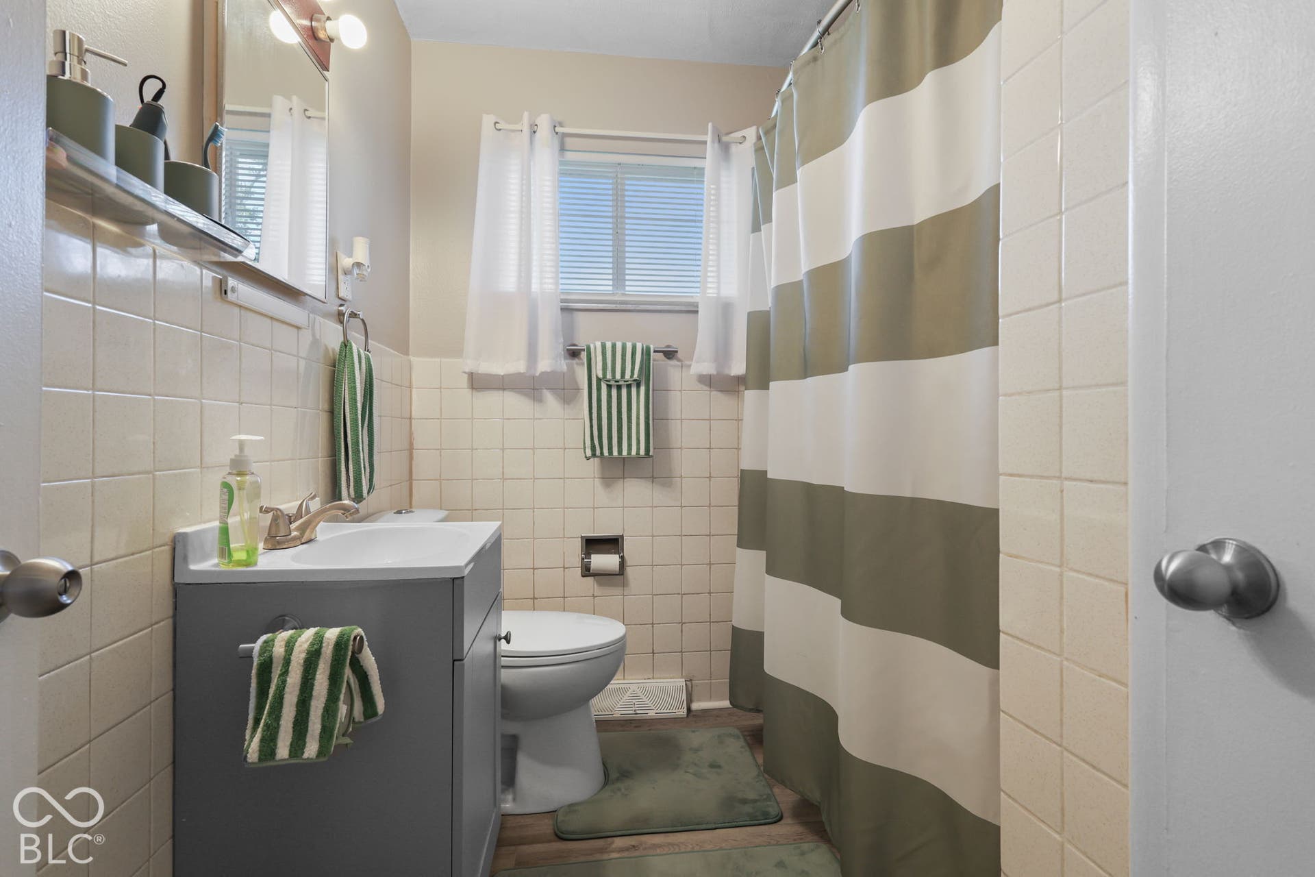 42-44 Allen Drive, Mooresville, IN 46158