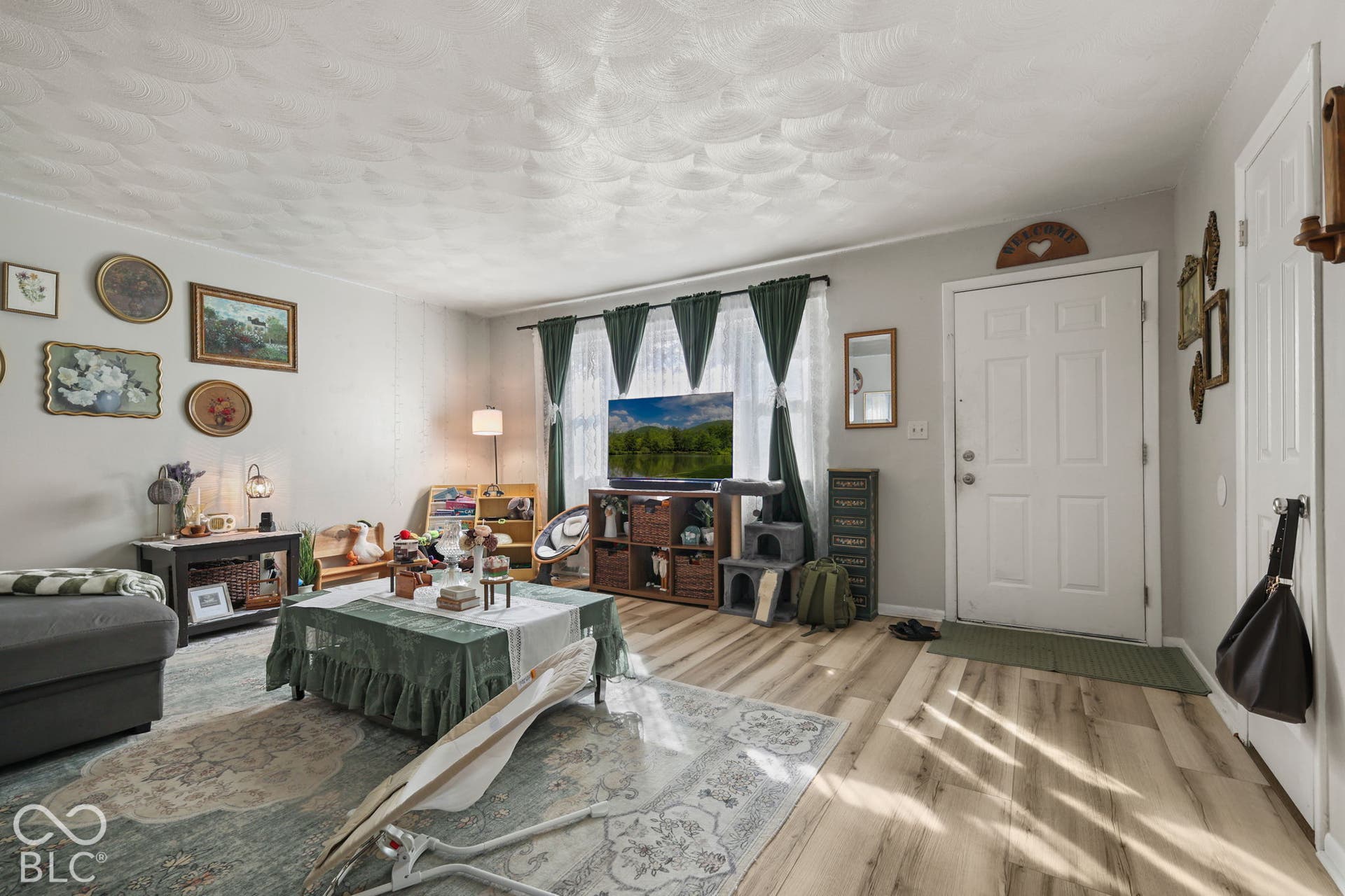 42-44 Allen Drive, Mooresville, IN 46158