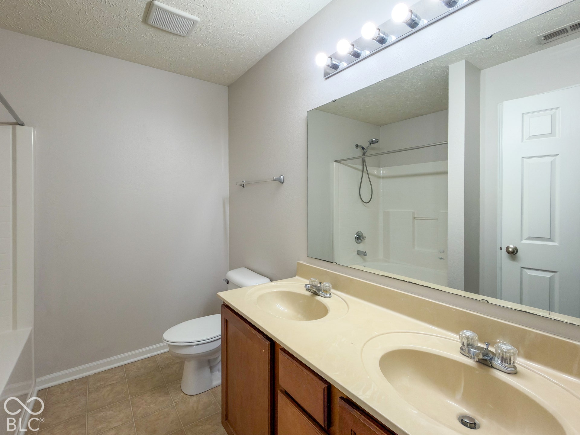 2424 Boyer Lane, Indianapolis, IN 46217