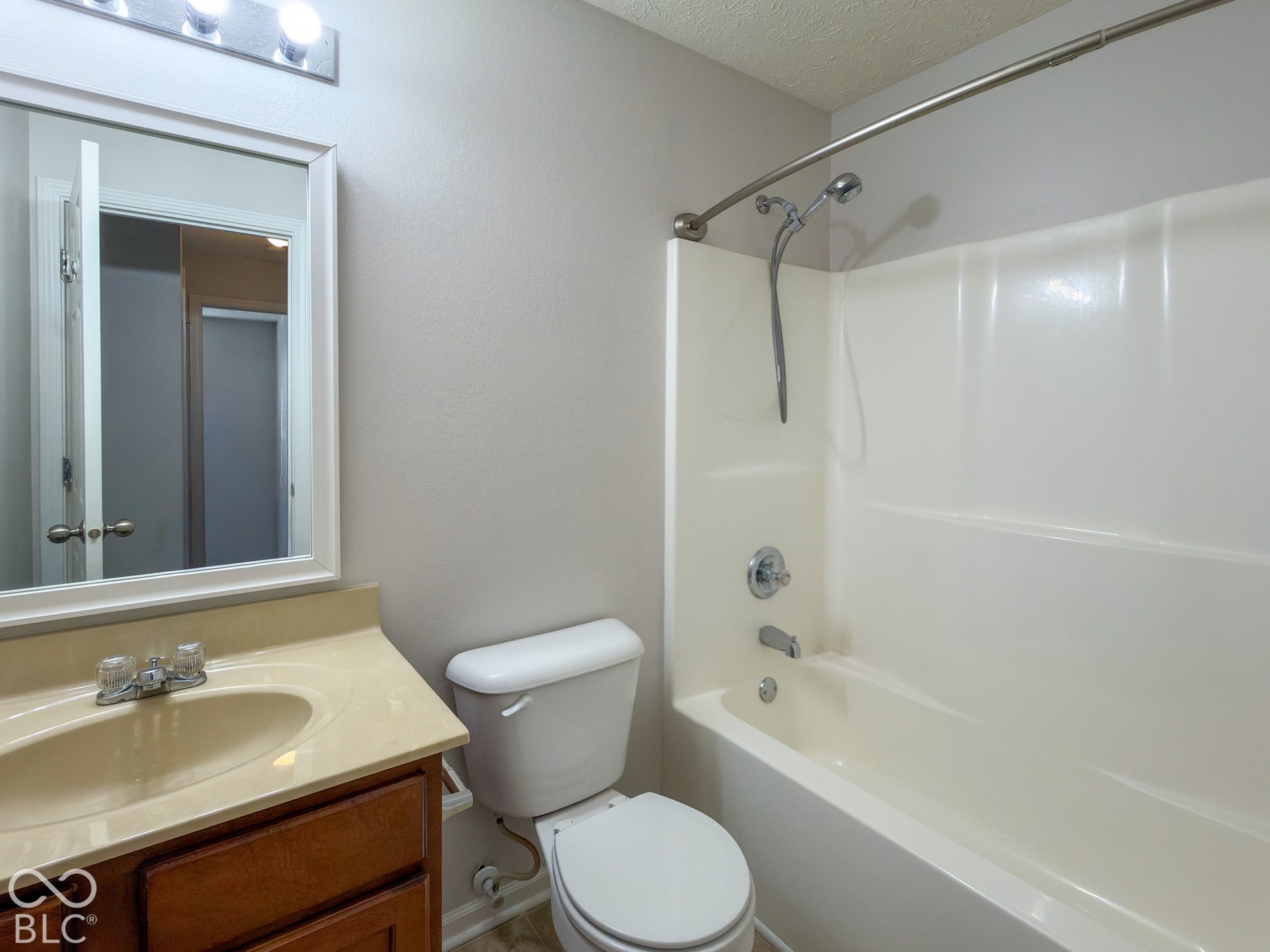 2424 Boyer Lane, Indianapolis, IN 46217