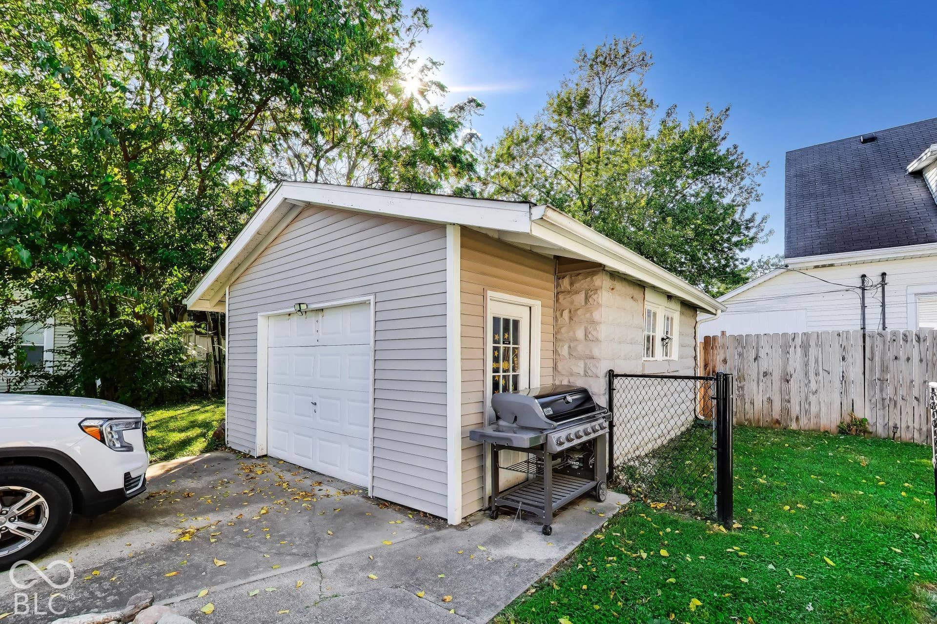 429 E North Street, Greenfield, IN 46140 429 E North Street, Greenfield, IN 46140