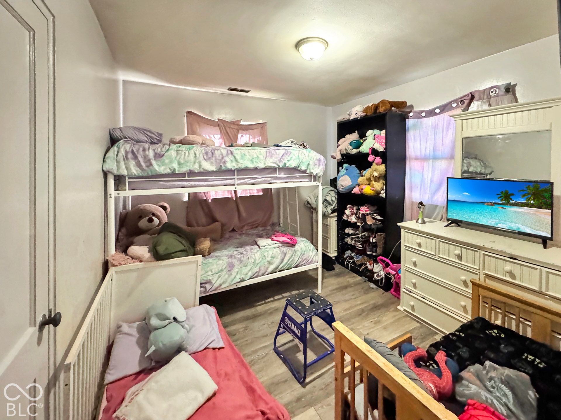 2349 N Kenyon Street, Indianapolis, IN 46219 2349 N Kenyon Street, Indianapolis, IN 46219