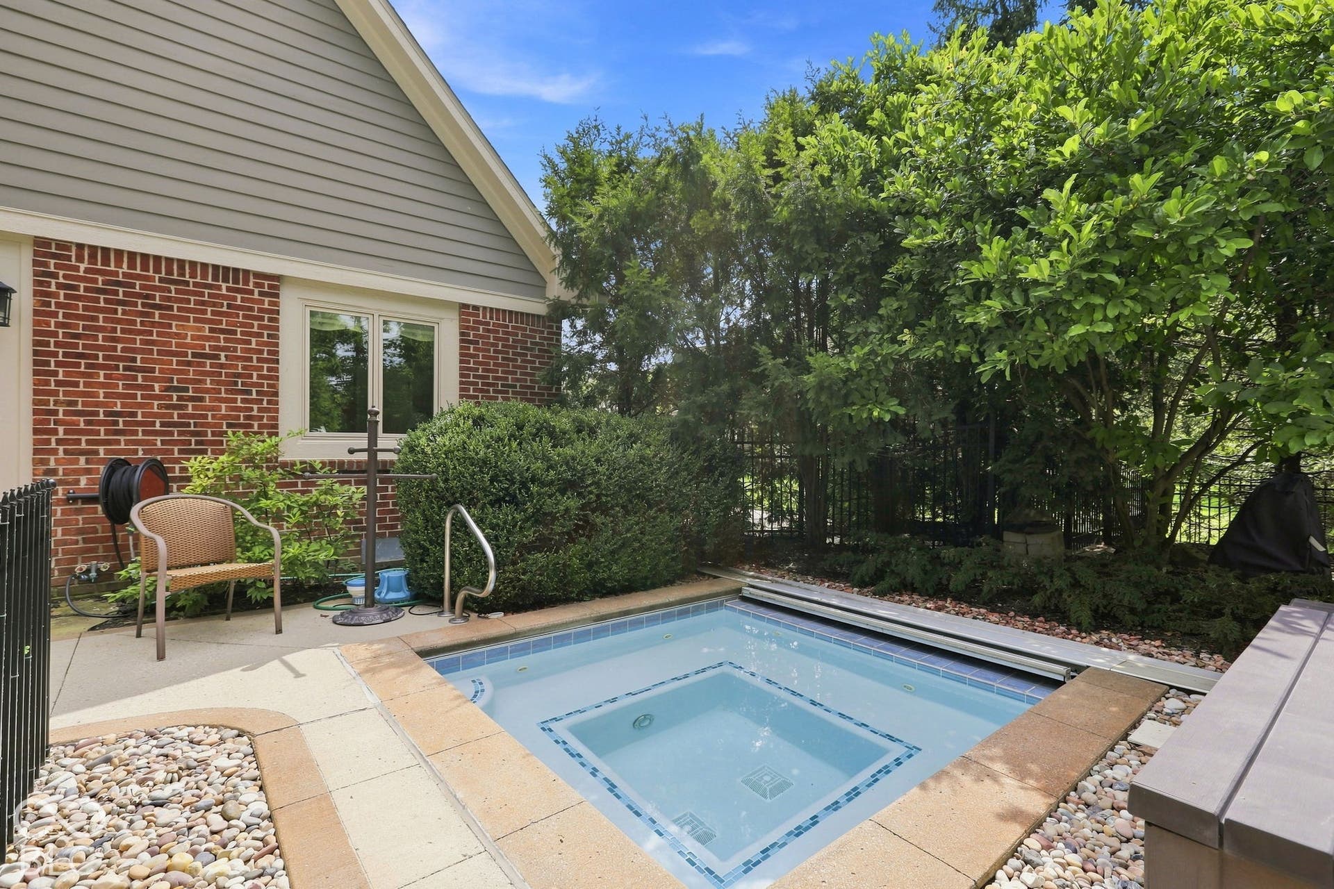 In-ground Gunite Hot Tub with privacy